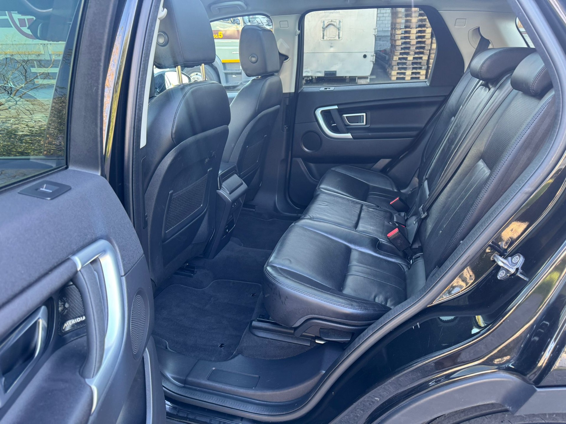 LAND ROVER Discovery Sport 2.0 Si4 Pure AT9-image-16