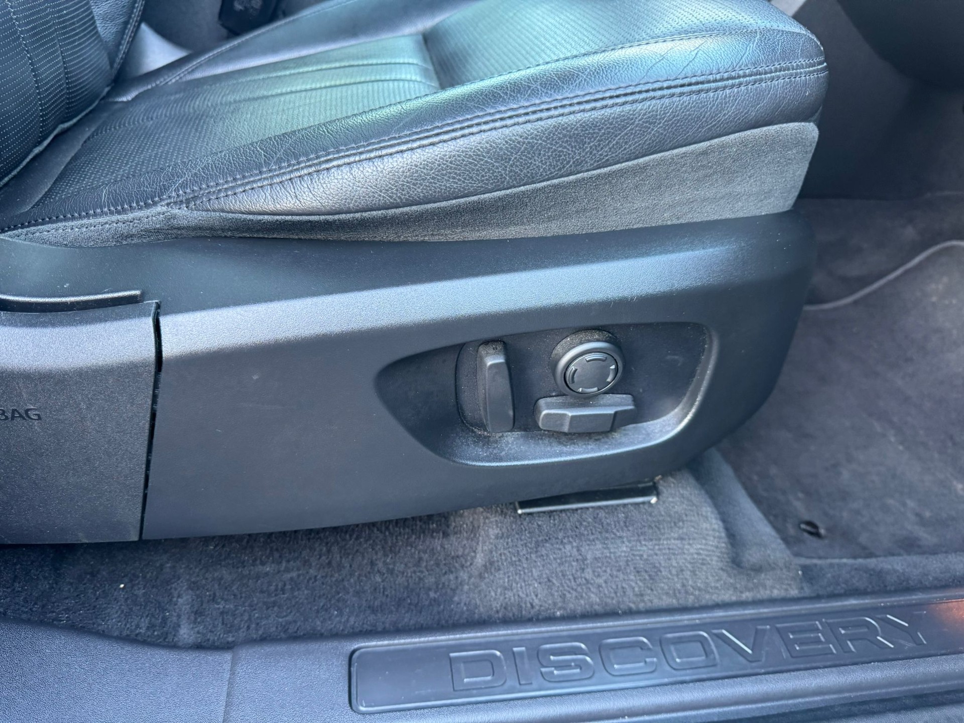 LAND ROVER Discovery Sport 2.0 Si4 Pure AT9-image-12