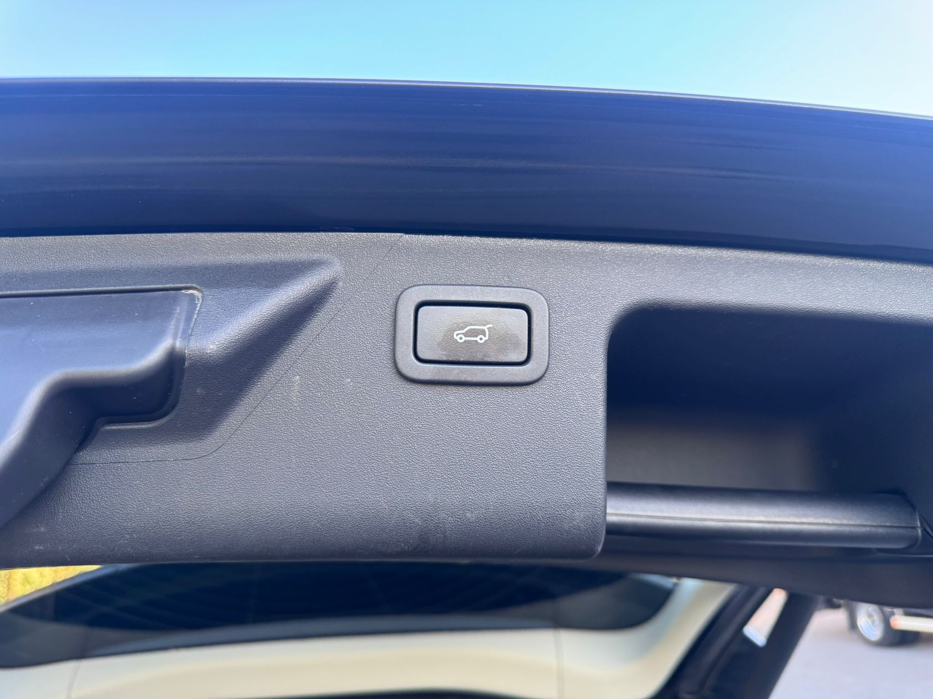 LAND ROVER Discovery Sport 2.0 Si4 Pure AT9-image-6