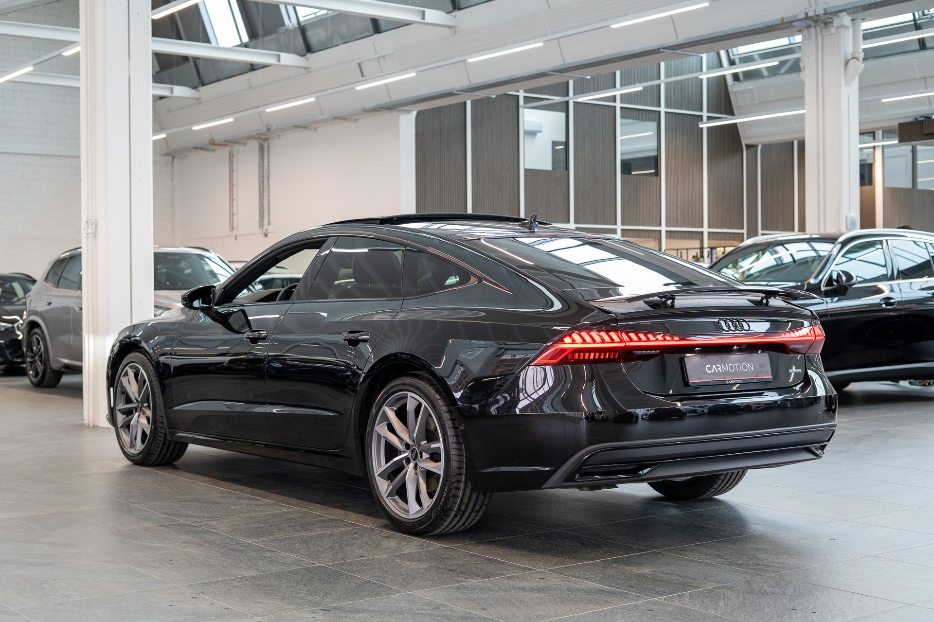 AUDI A7 Sportback 3.0 50 TDI quattro T-Tronic / Rückfahrkamera / Glasdach / Ambientebeleuchtung-image-6