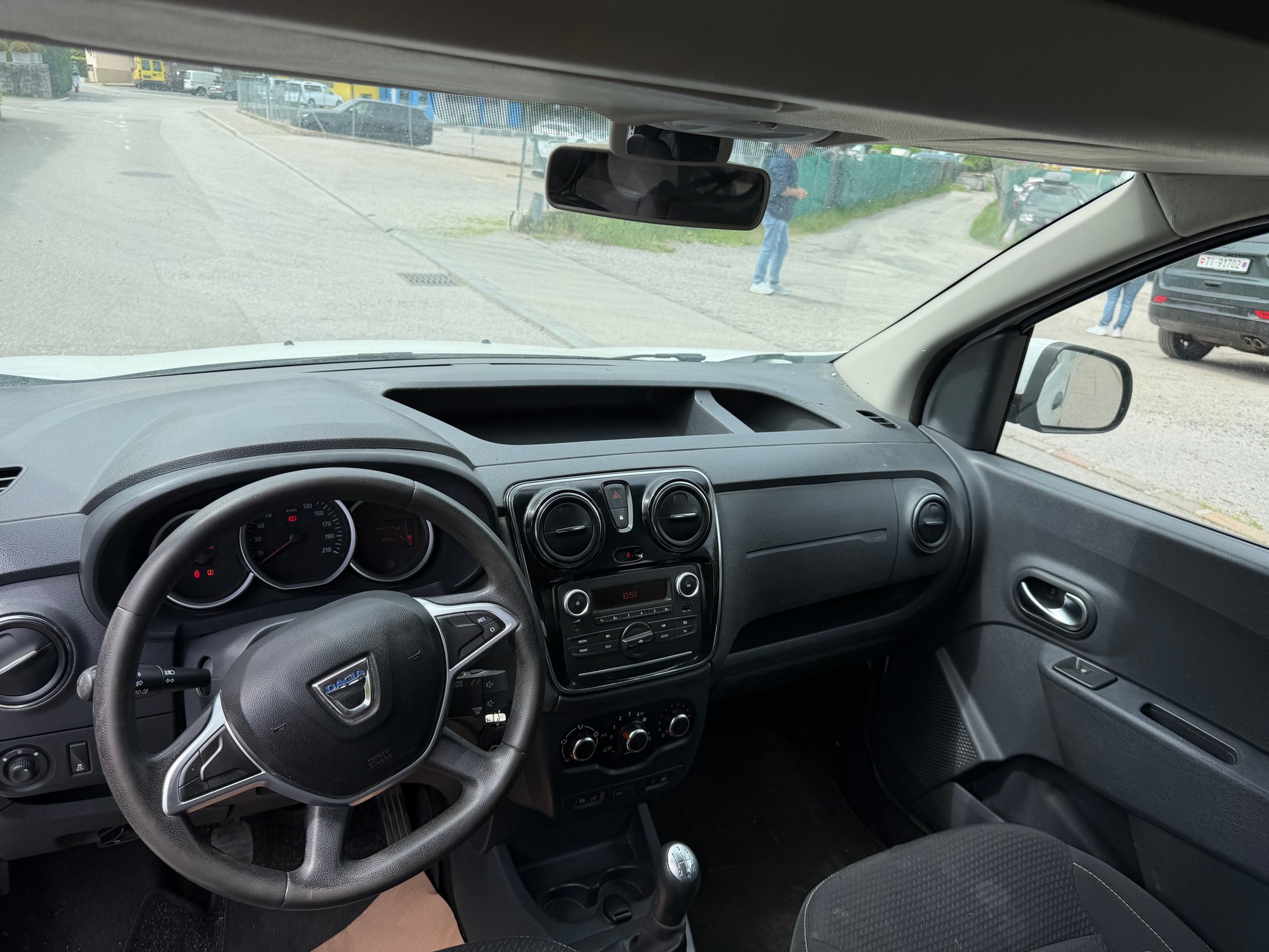 DACIA Dokker 1.5 dCi Ambiance-image-9