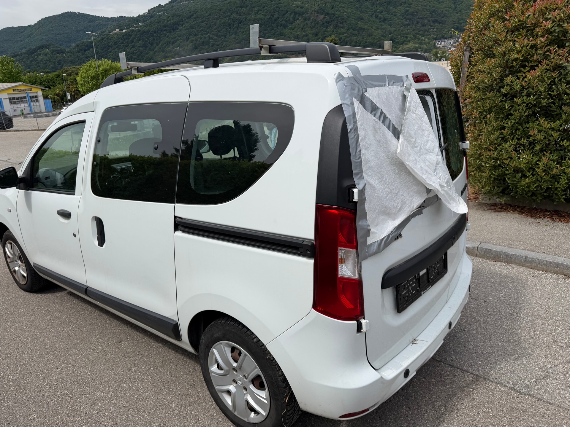 DACIA Dokker 1.5 dCi Ambiance-image-5
