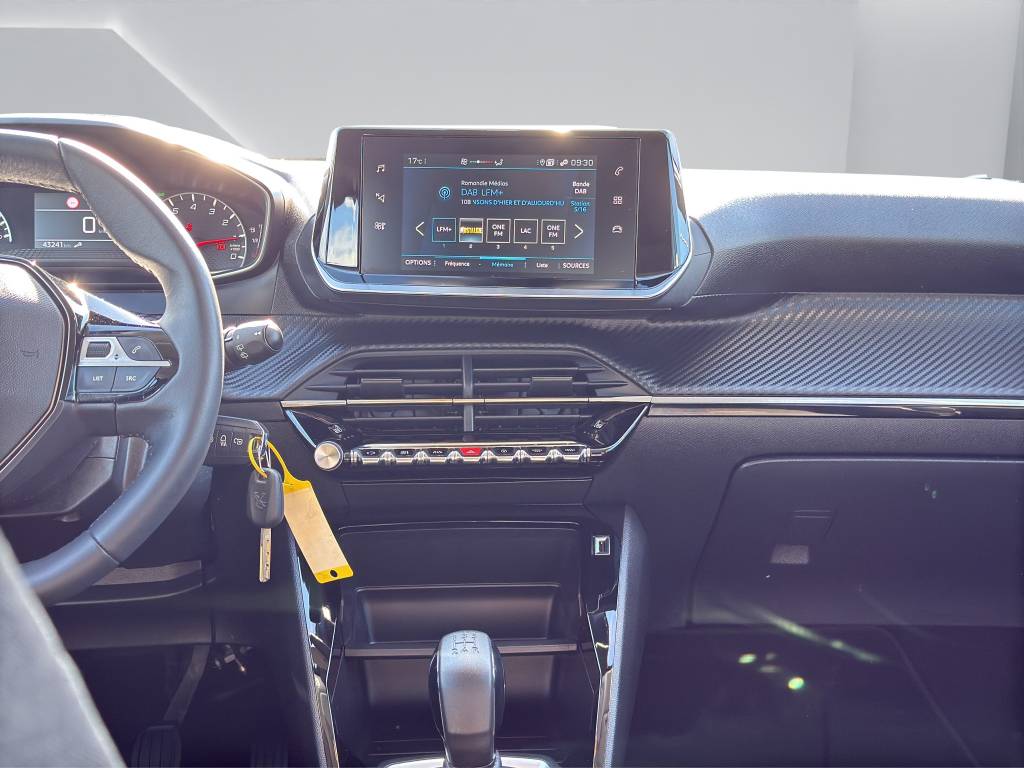PEUGEOT 208 1.2 PureTech Active Pack-image-6