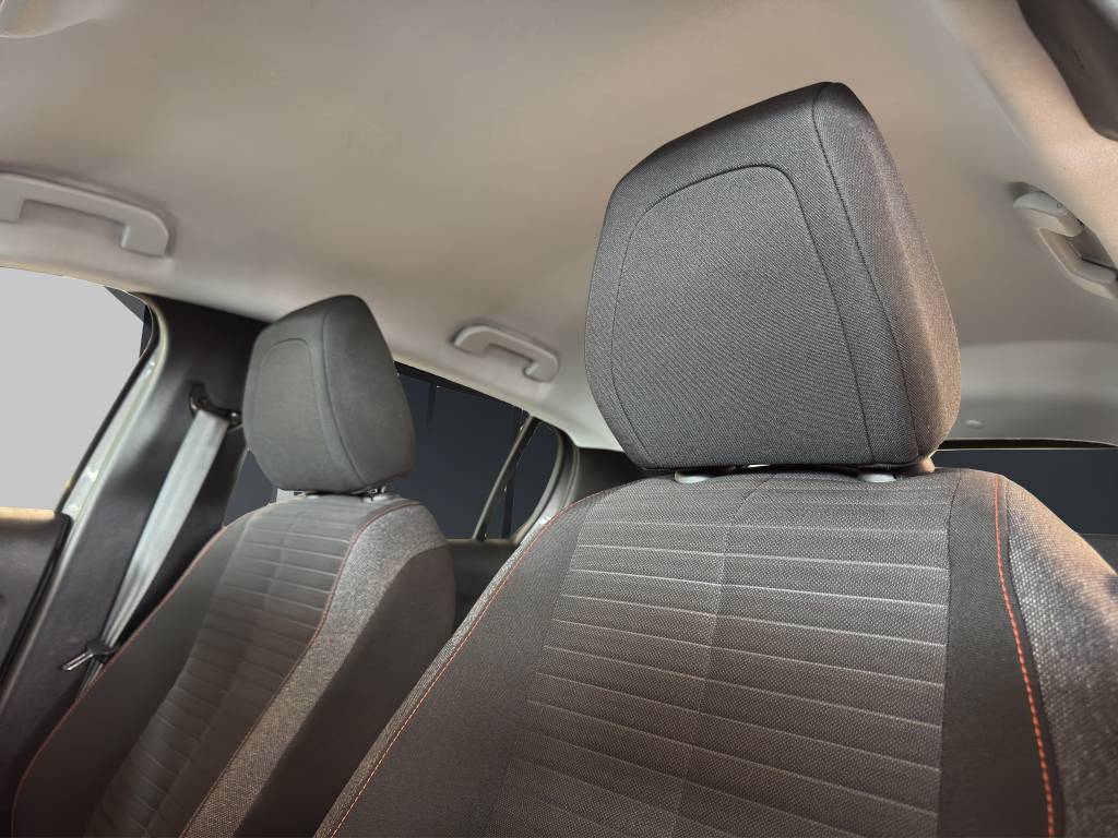 PEUGEOT 208 1.2 PureTech Active Pack-image-9