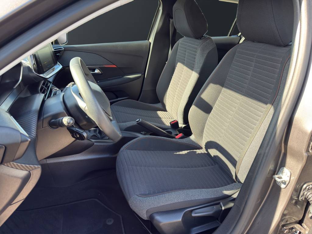 PEUGEOT 208 1.2 PureTech Active Pack-image-7