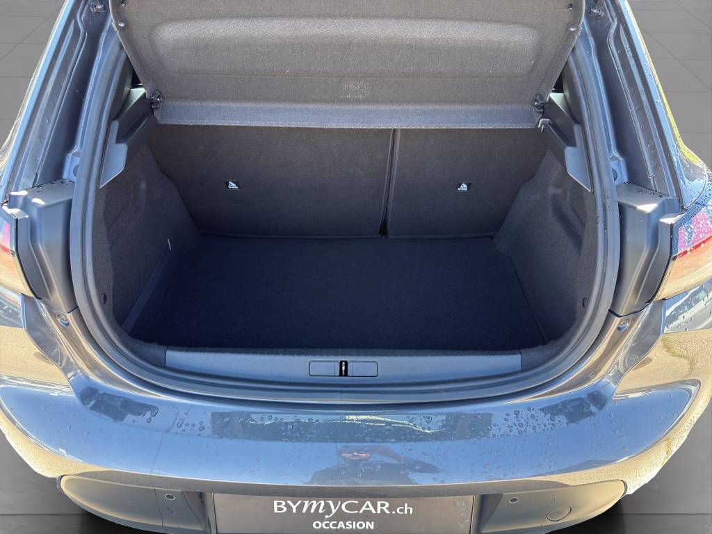 PEUGEOT 208 1.2 PureTech Active Pack-image-11