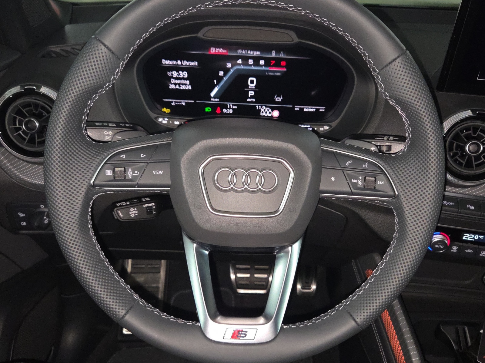 AUDI SQ2 TFSI quattro S-tronic-image-5