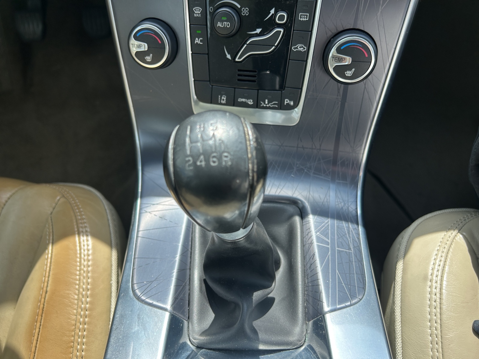 VOLVO V60 D5 OceanRace-image-14