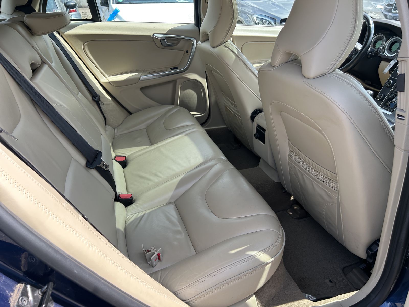 VOLVO V60 D5 OceanRace-image-15