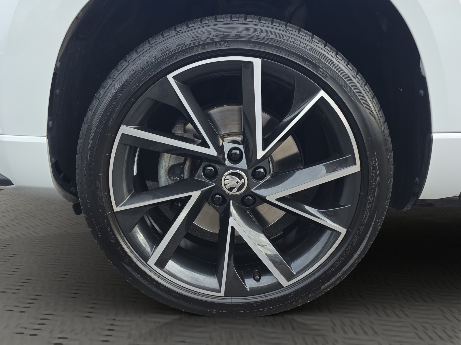SKODA Karoq 2.0 TSI SportLine 4x4 DSG-image-6