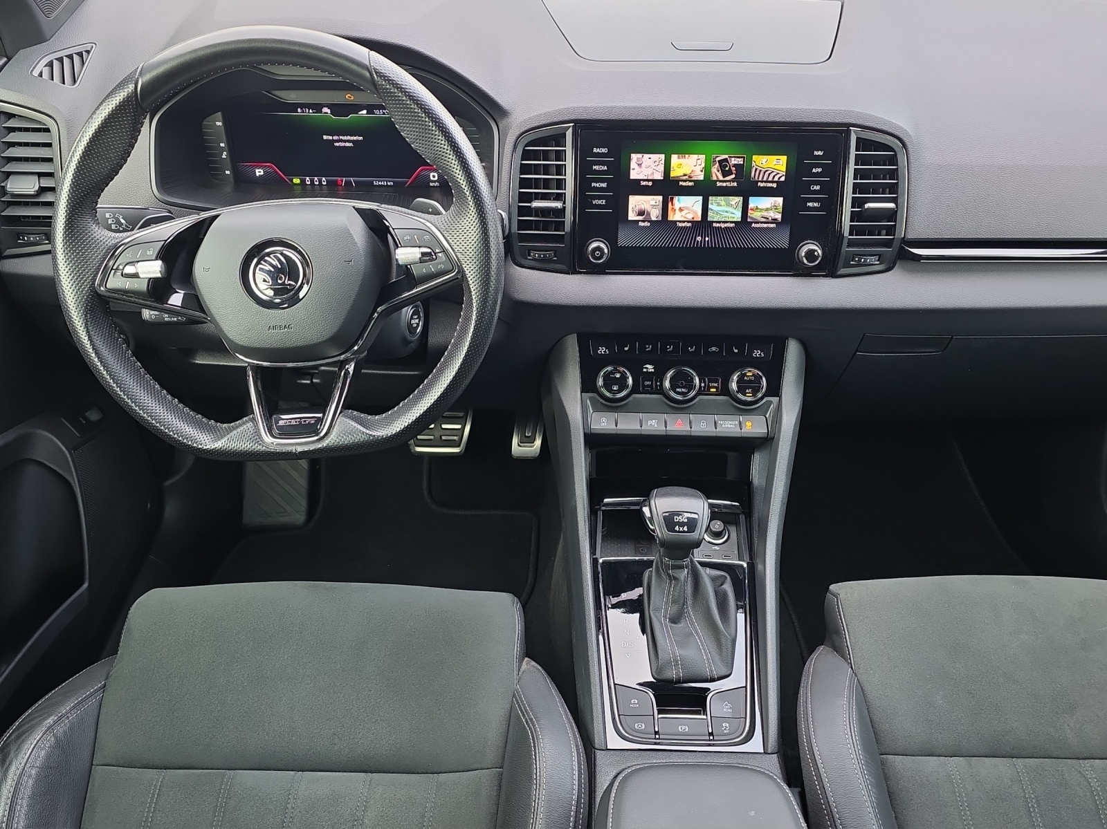 SKODA Karoq 2.0 TSI SportLine 4x4 DSG-image-4