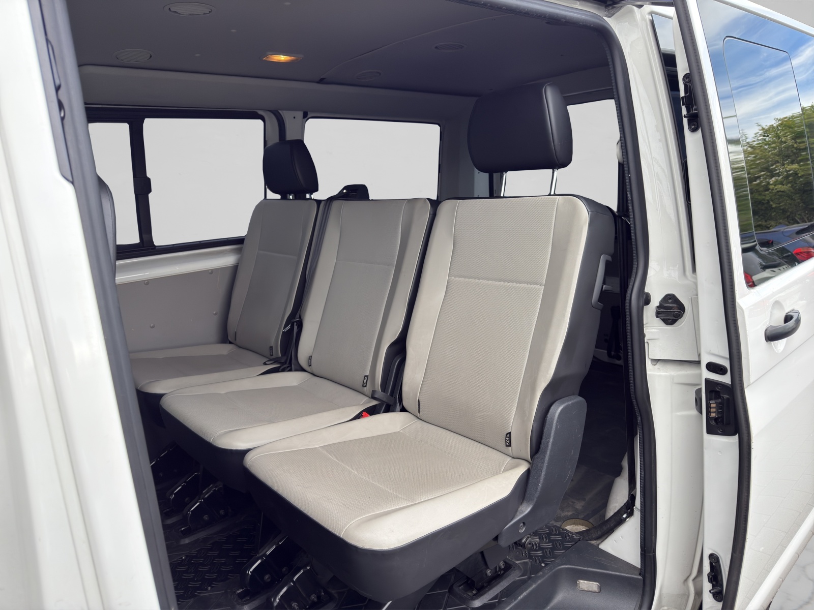 VW T6 2.0 Bi-TDI 4Motion DSG-image-11