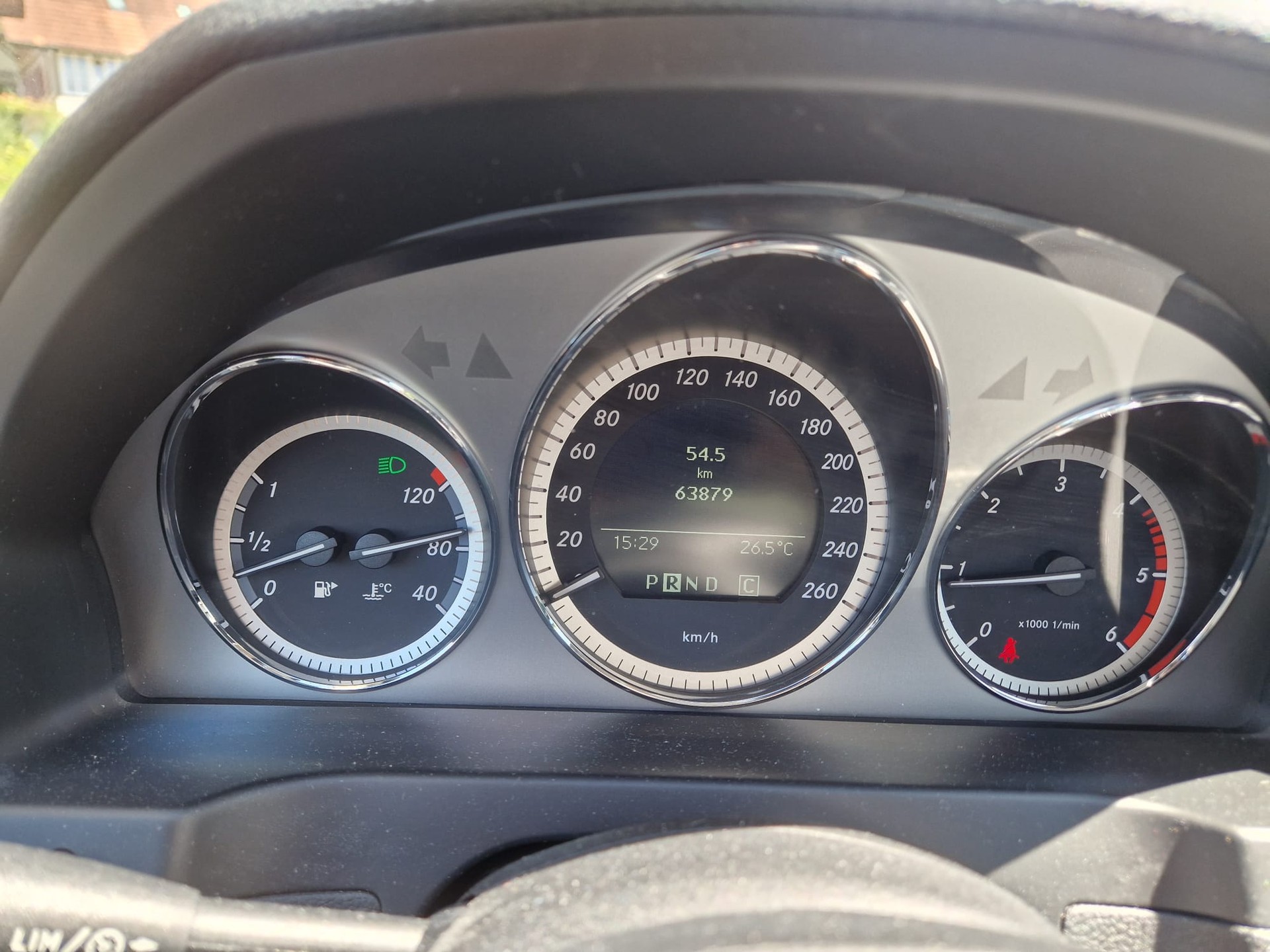 MERCEDES-BENZ C 250 CDI BlueEfficiency Automatic-image-12