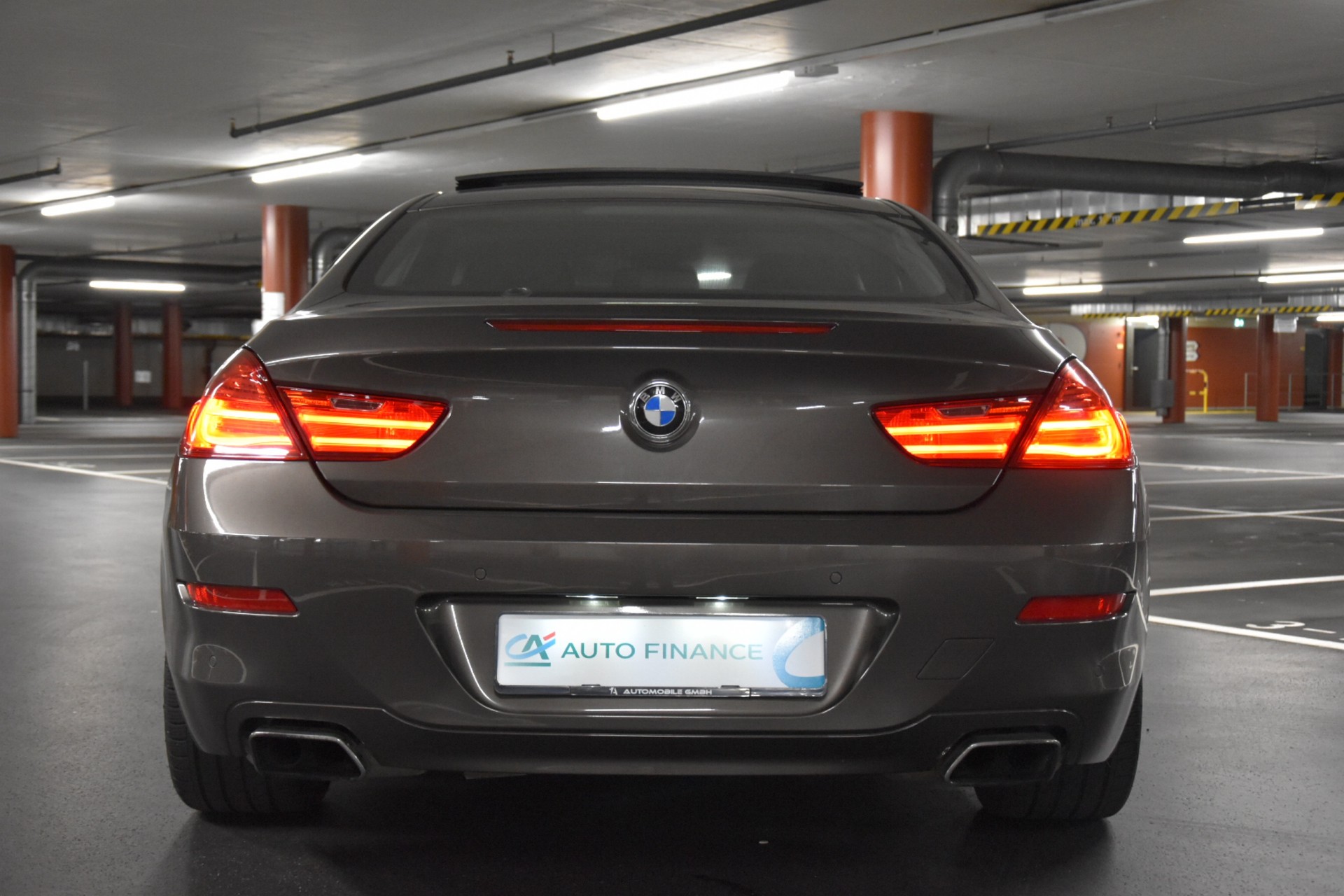 BMW 650i Coupé xDrive INDIVIDUAL-image-7