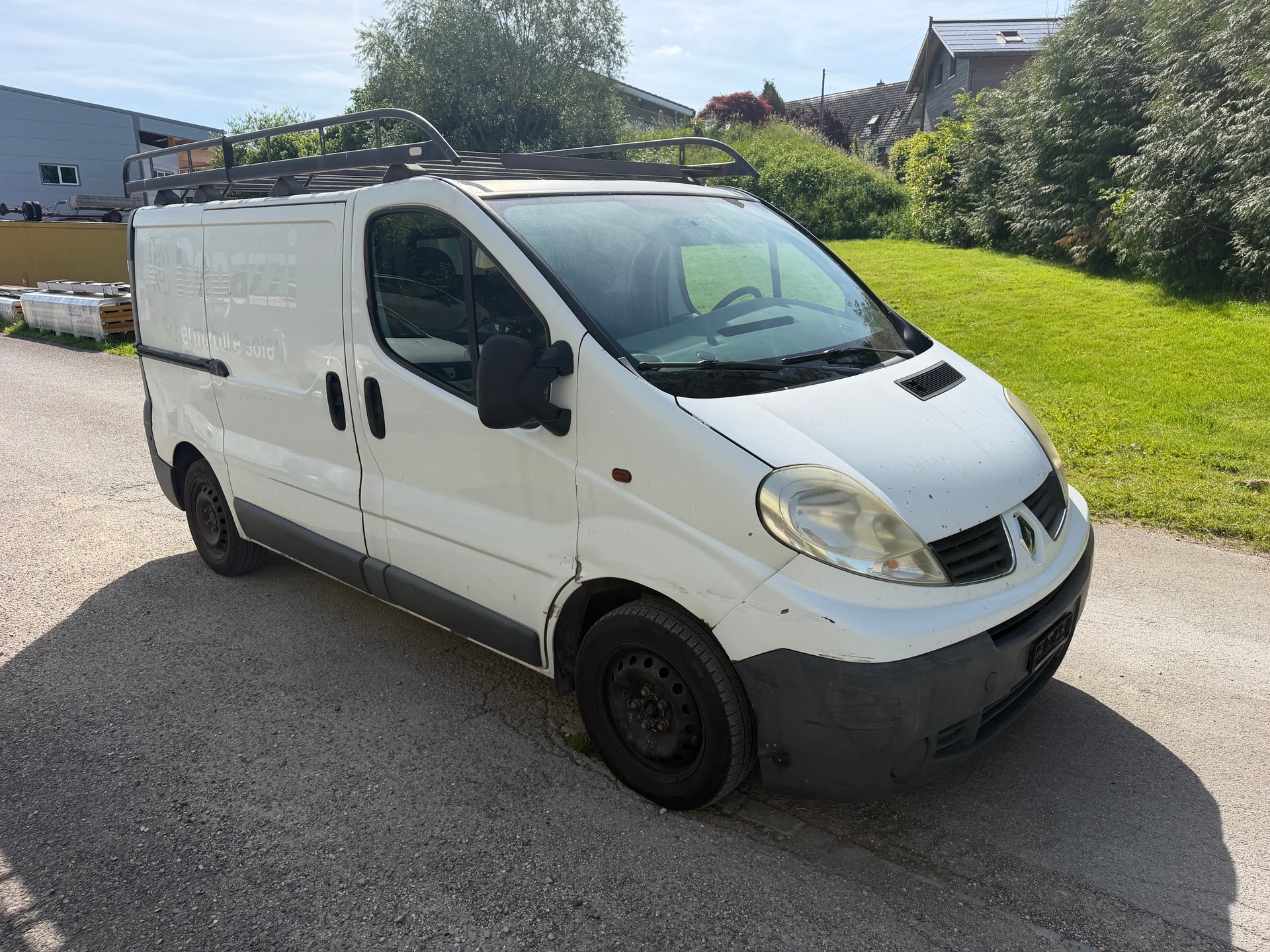 RENAULT Trafic 2.0 dCi 90 2.7t L1H1-image-5