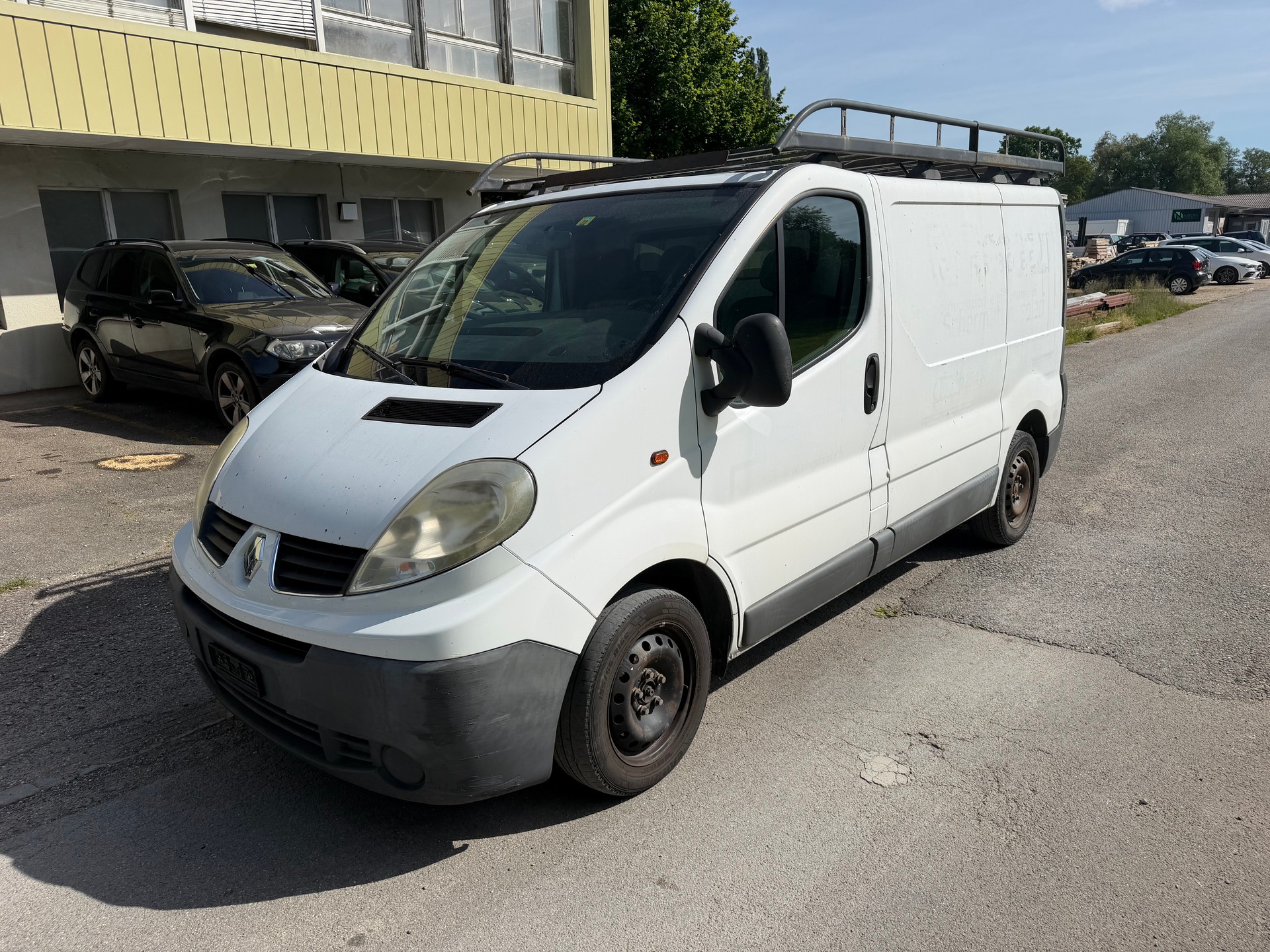 RENAULT Trafic 2.0 dCi 90 2.7t L1H1-image-0