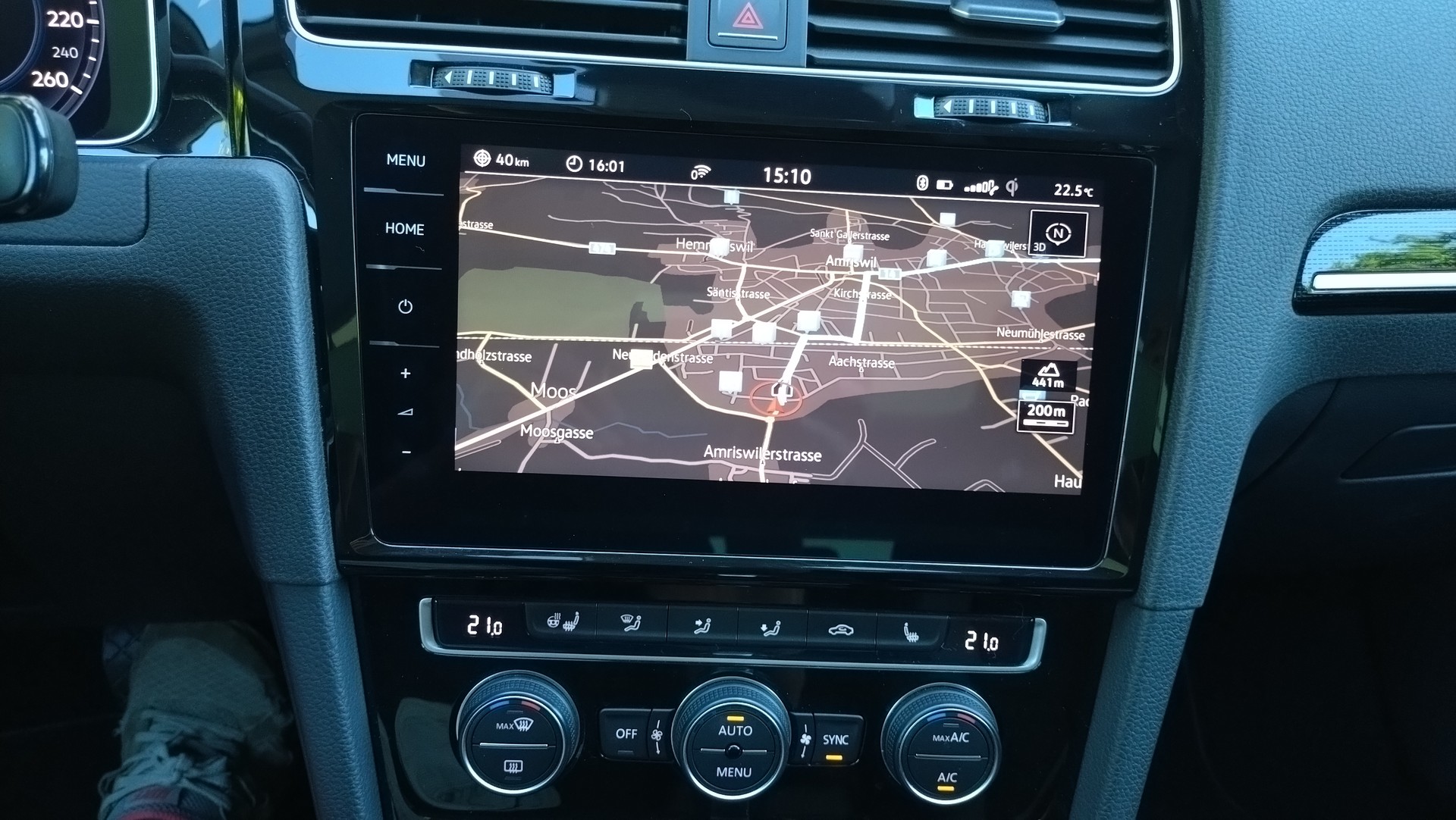 VW Golf Variant 1.5 TSI Highline DSG-image-4