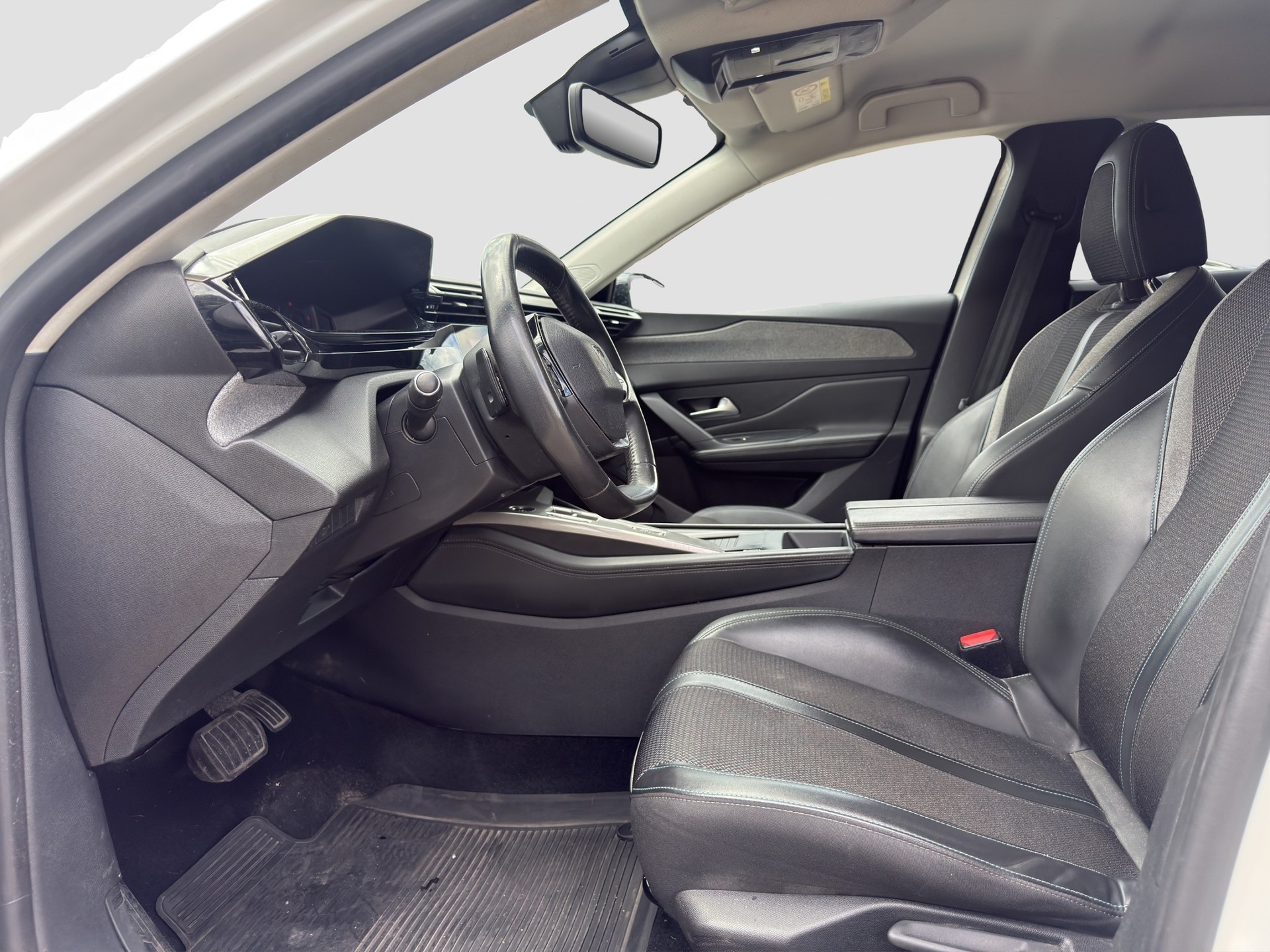 PEUGEOT 308 SW 1.5 BlueHDI Allure Pack EAT8 ** Ab MFK und Service ** CH Auto ** 1. Hand **-image-8