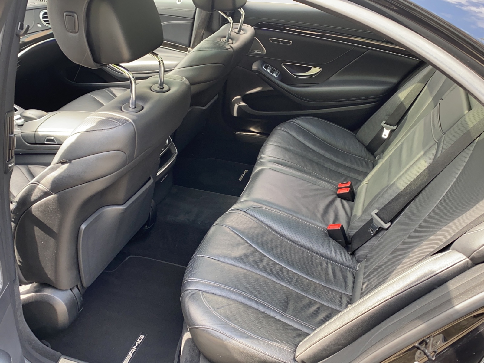 MERCEDES-BENZ S 500 4Matic 7G-Tronic-image-17