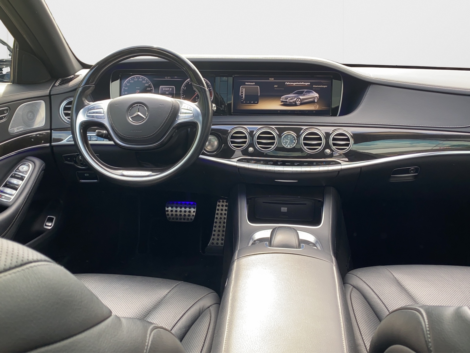 MERCEDES-BENZ S 500 4Matic 7G-Tronic-image-14