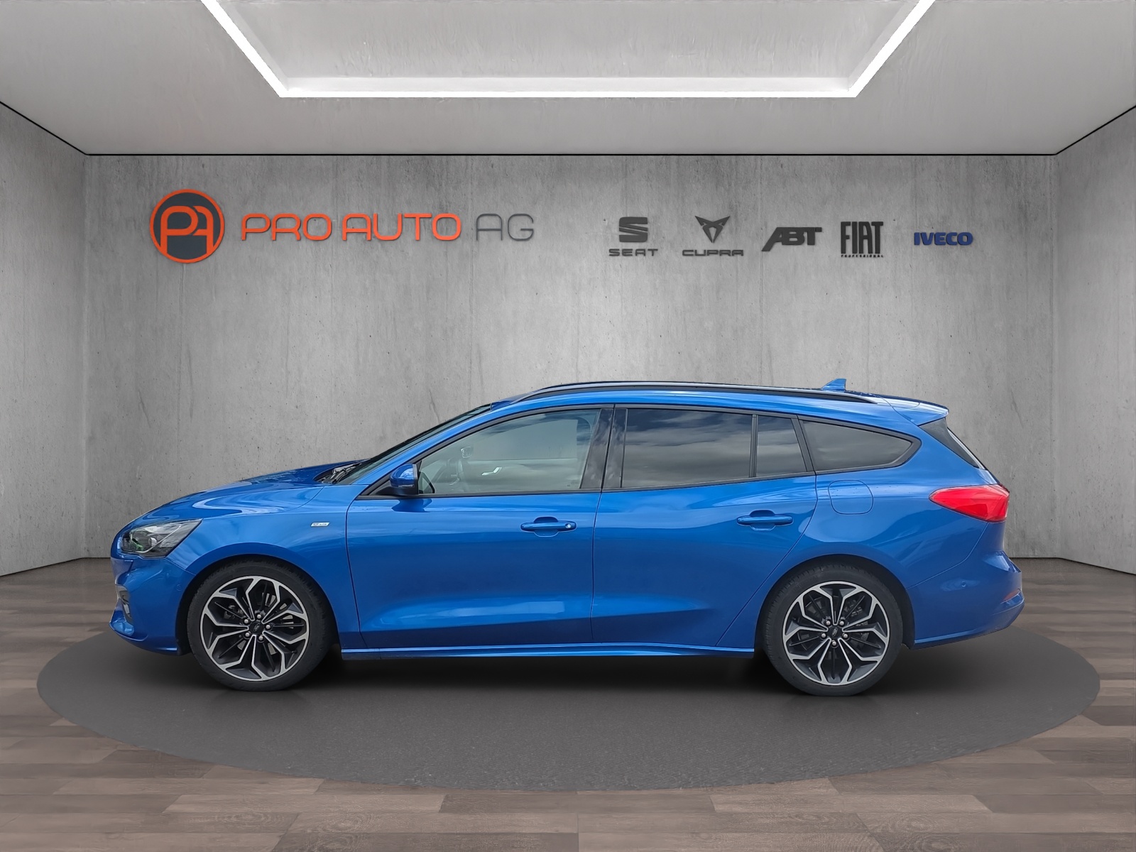 FORD Focus 1.5 SCTi ST Line Automatic-image-1