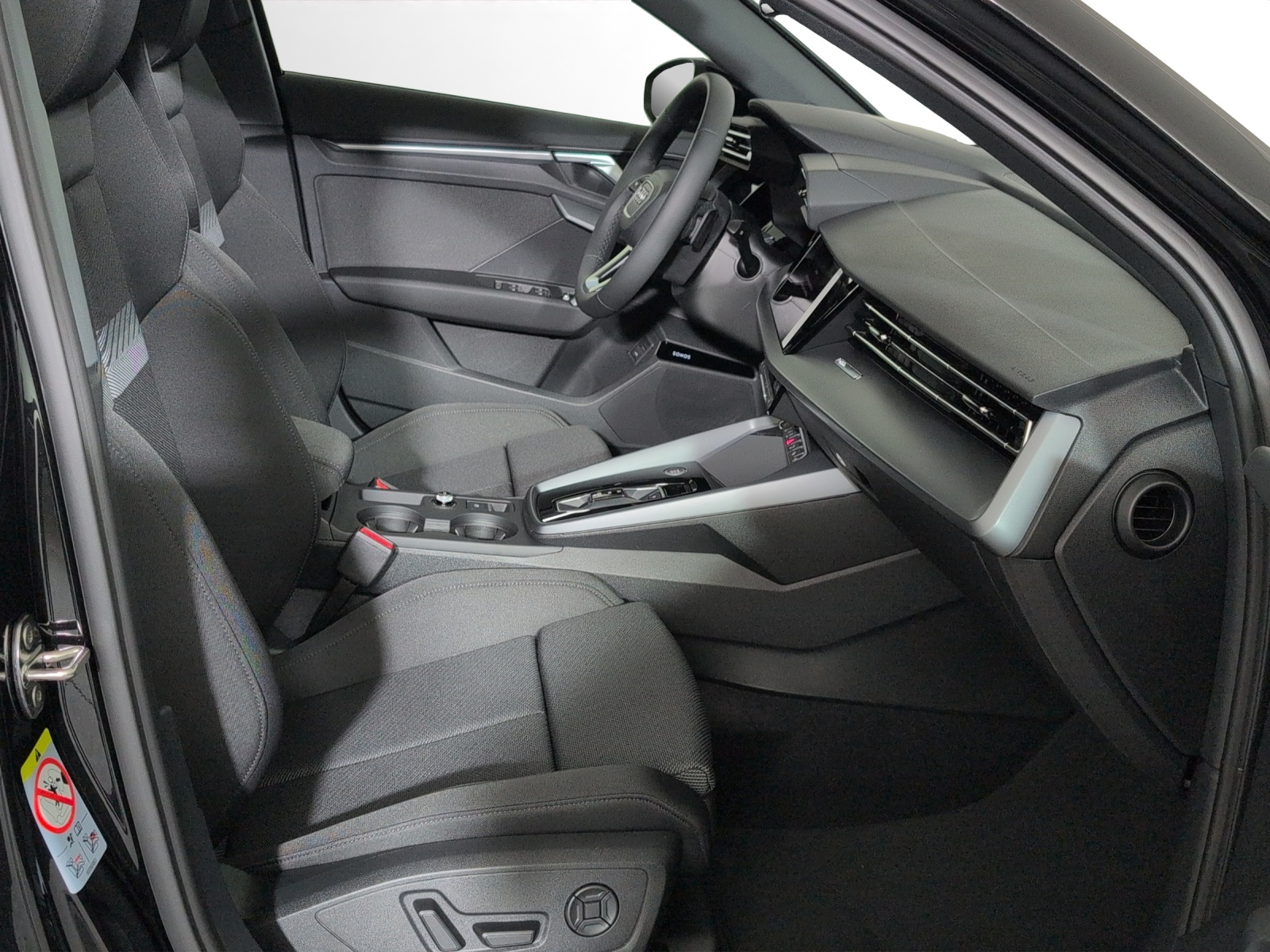 AUDI A3 Sportback TFSI 110 kW Attraction S tronic-image-6