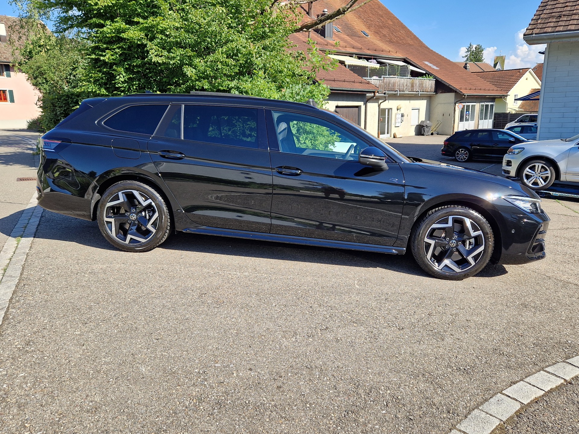 VW Passat Variant 2.0 TSI evo4 R-Line 4 Motion DSG 5 Jahre 100tkm VW Werksgarantie-image-3