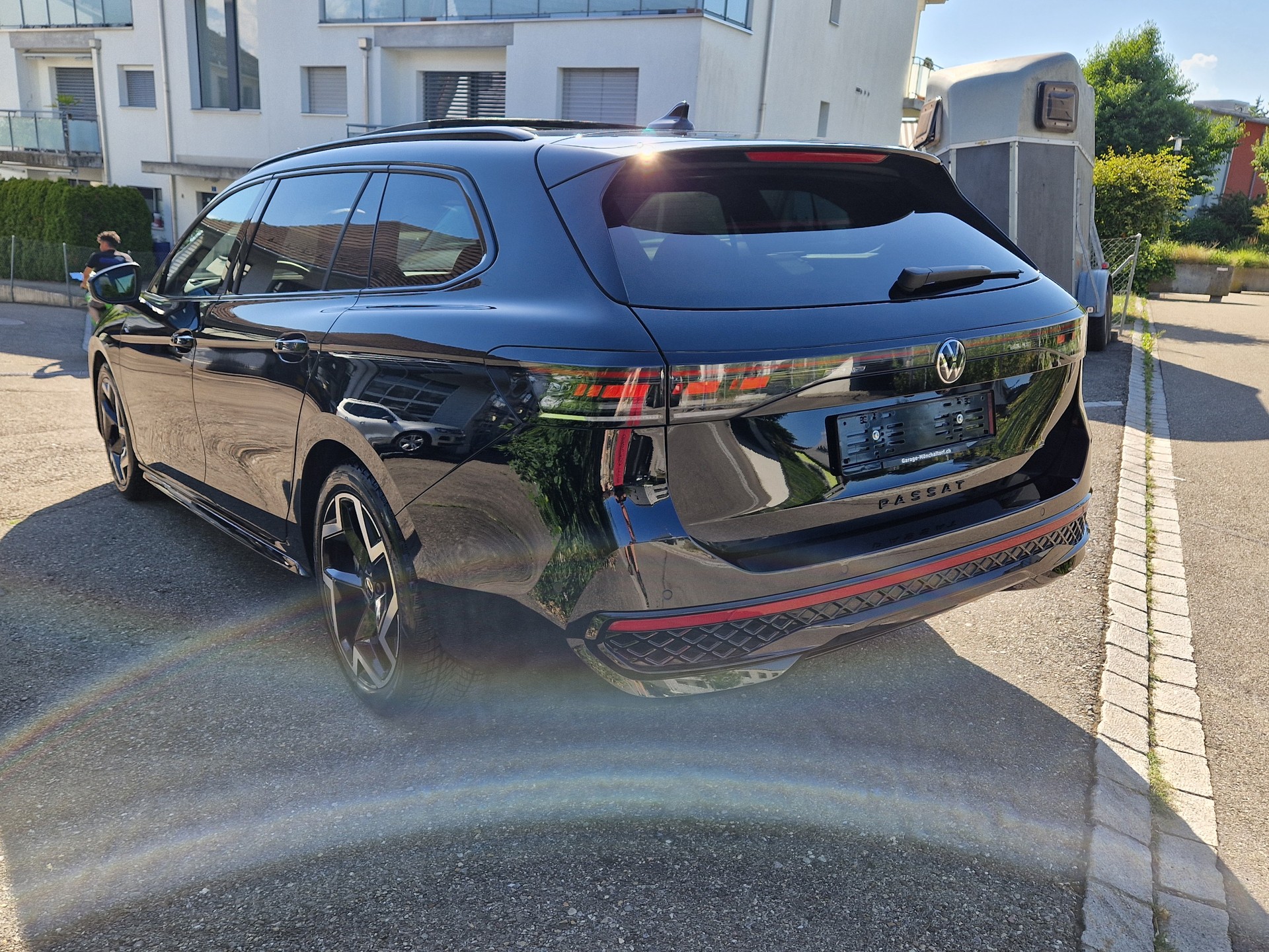 VW Passat Variant 2.0 TSI evo4 R-Line 4 Motion DSG 5 Jahre 100tkm VW Werksgarantie-image-5