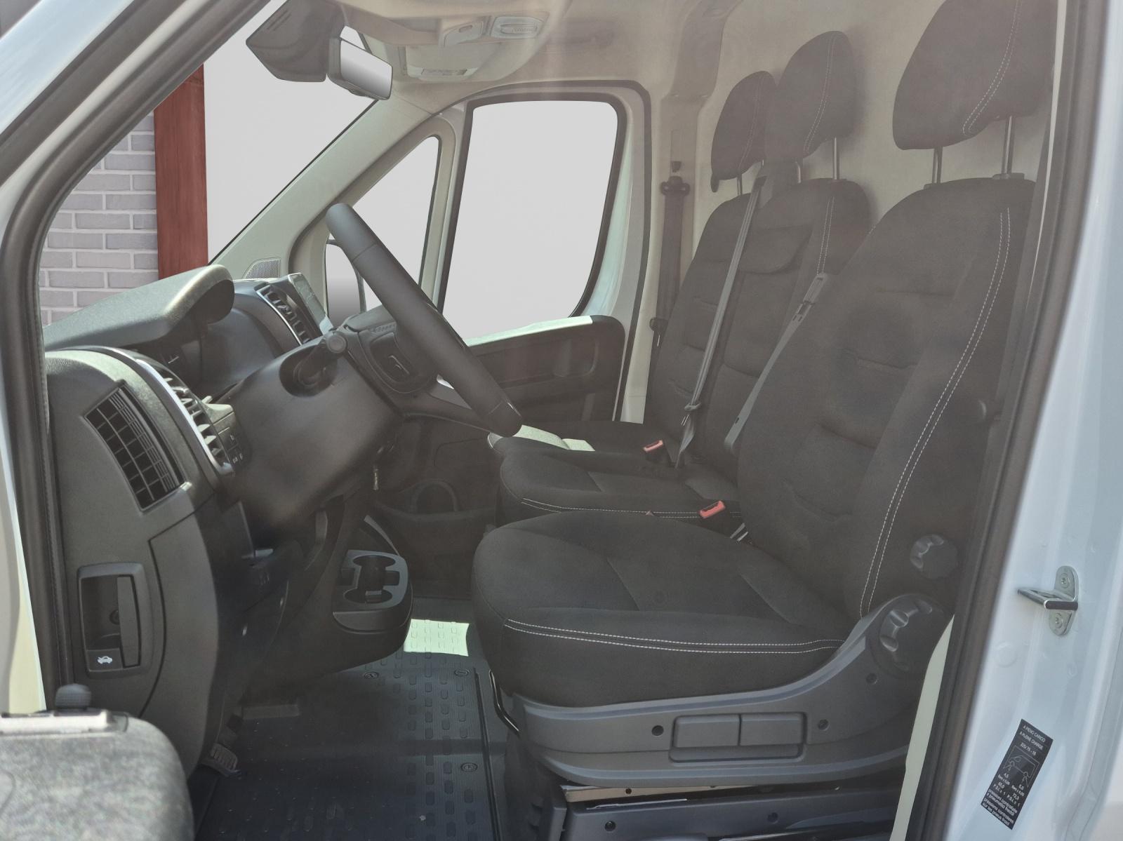 TOYOTA PROACE MAX Van 3.5 L2H2 2.2 D Advanced-image-7