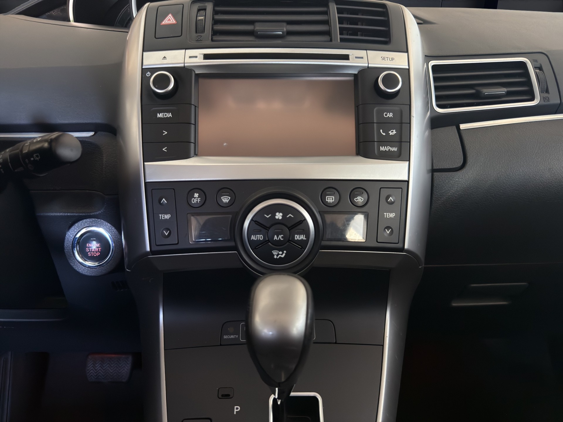 TOYOTA Verso 1.8 Sol Multidrive S-image-12