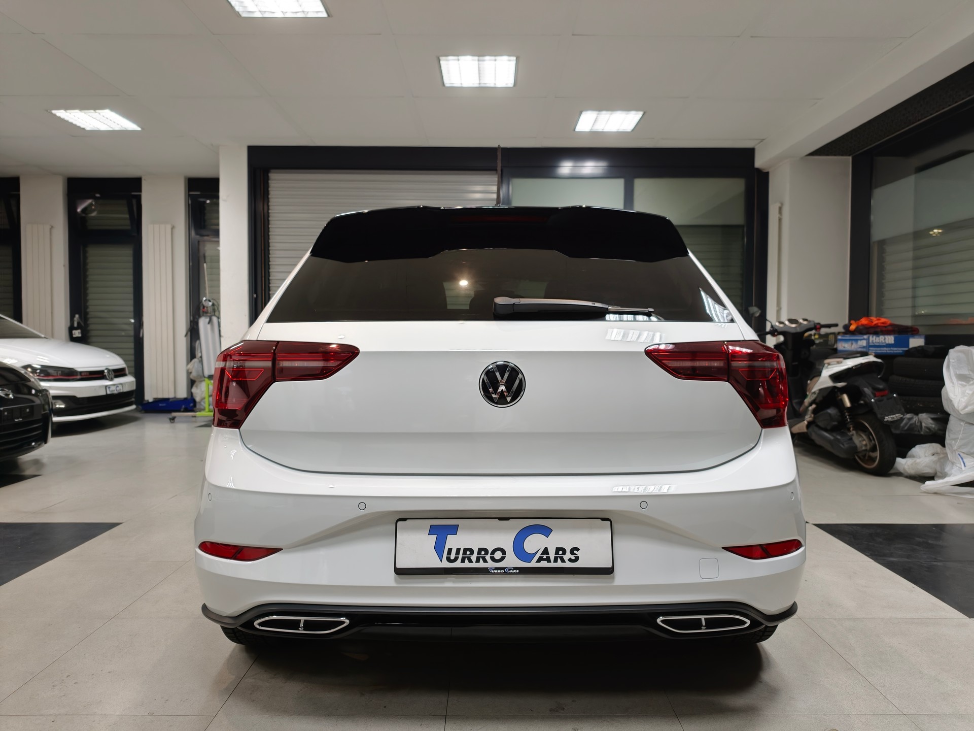 VW Polo 1.0 TSI R-Line DSG-image-5
