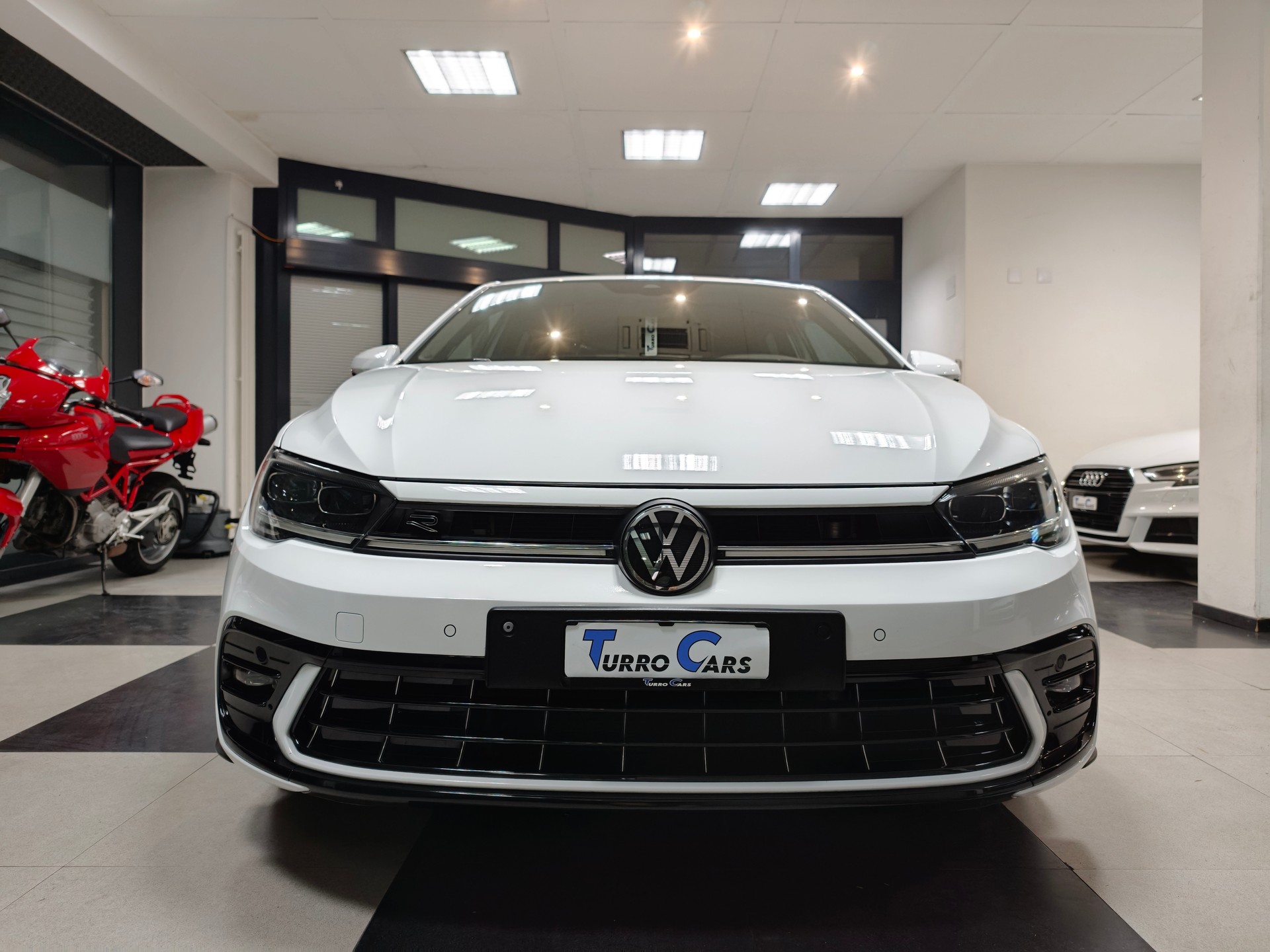 VW Polo 1.0 TSI R-Line DSG-image-1