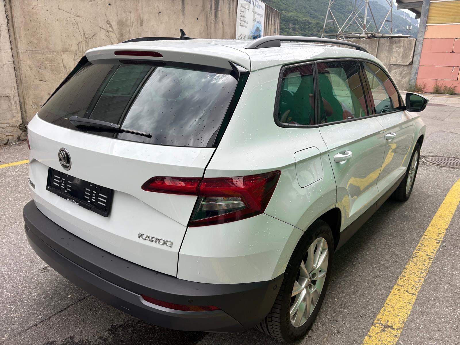 SKODA Karoq 2.0 TDI CR Ambition 4x4 DSG-image-4