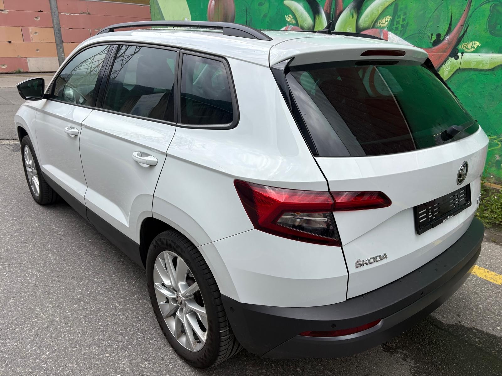 SKODA Karoq 2.0 TDI CR Ambition 4x4 DSG-image-3