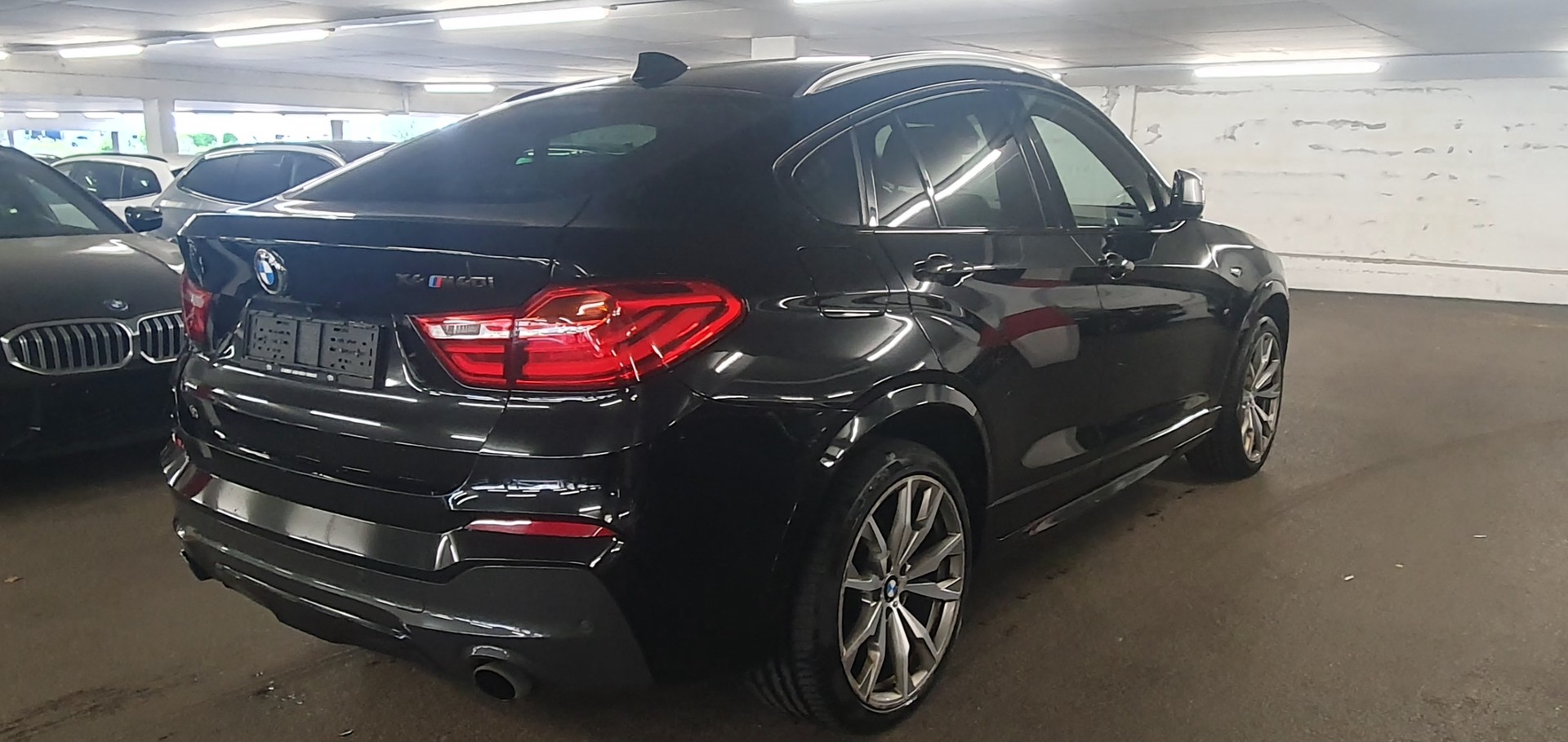 BMW X4 M 40i Steptronic-image-4