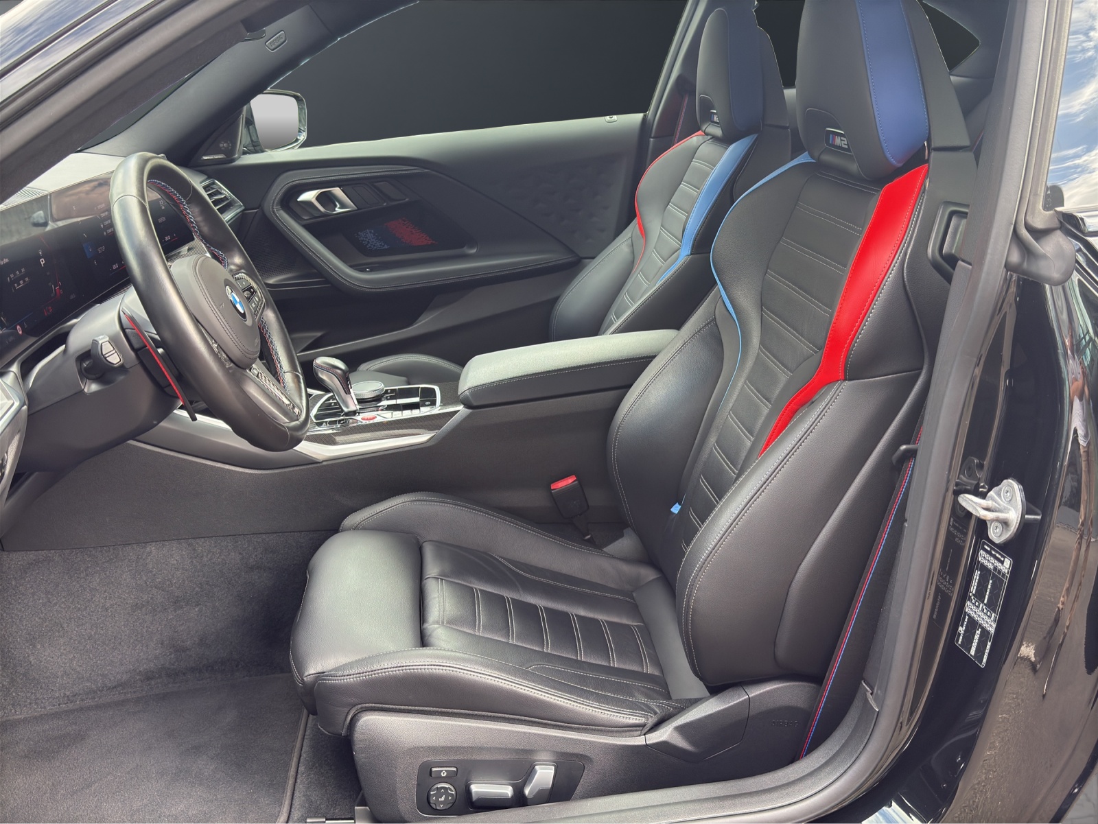 BMW M2 Coupé-image-10