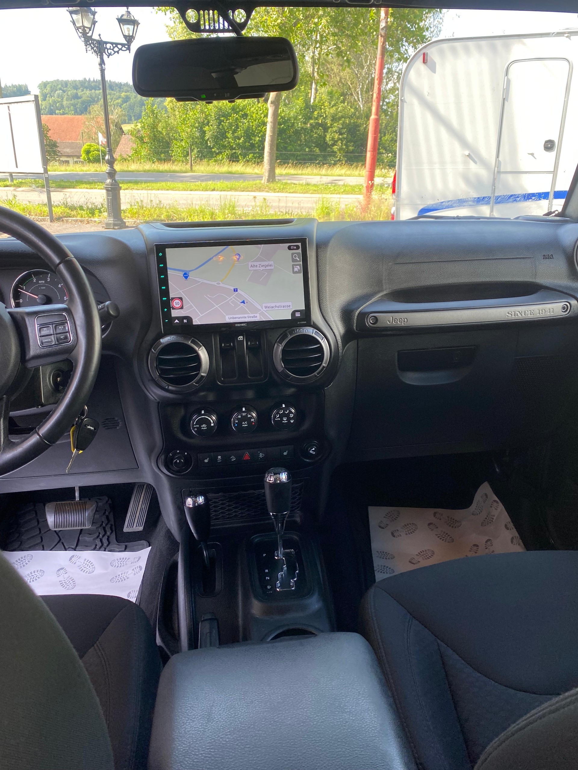 JEEP Wrangler 2.8 CRD Sport Automatic softtop-image-9