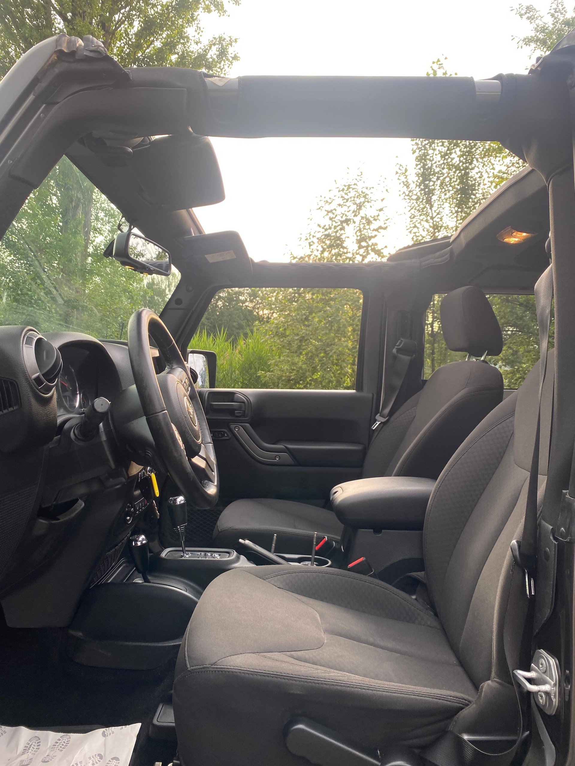 JEEP Wrangler 2.8 CRD Sport Automatic softtop-image-11