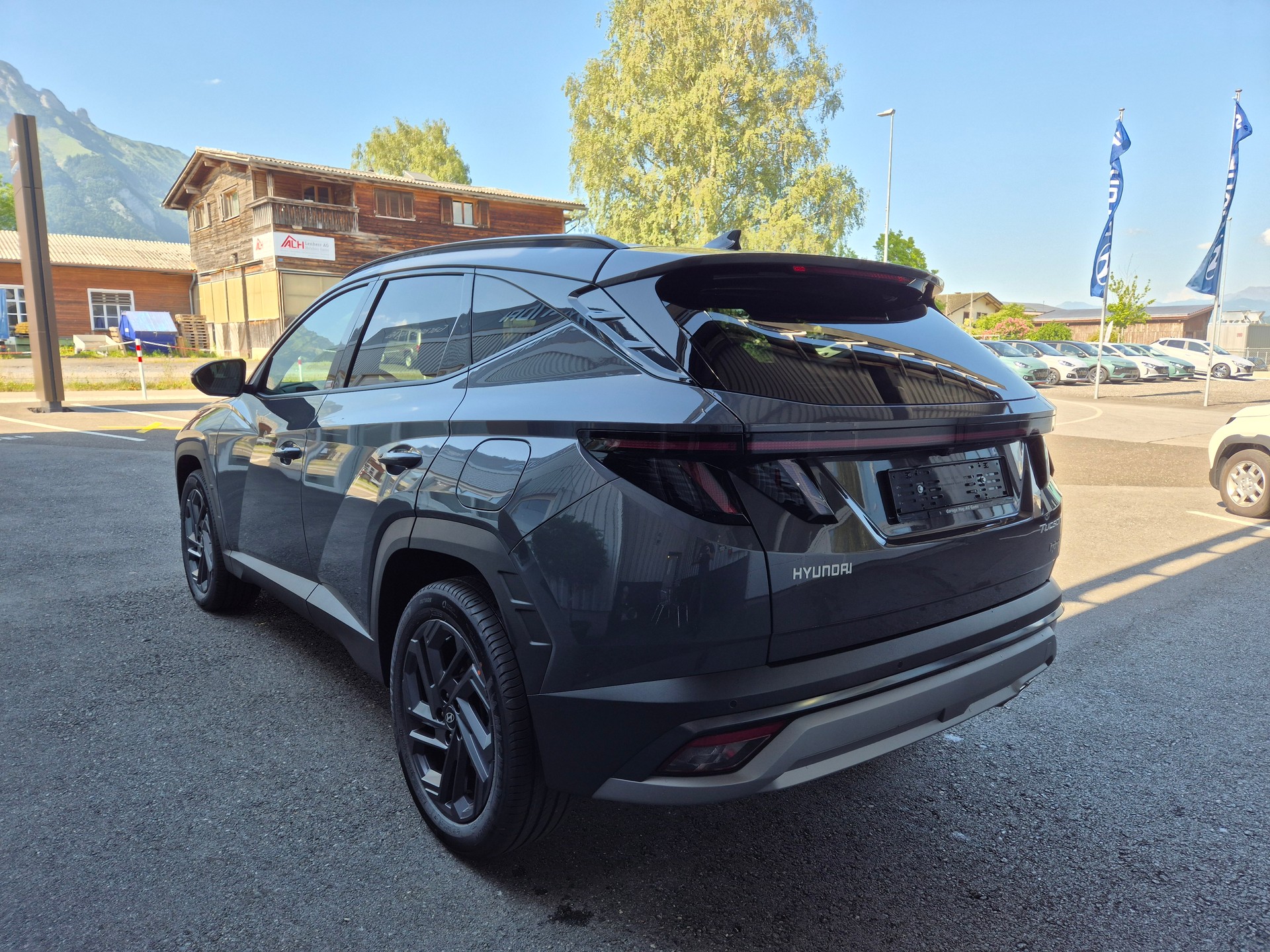 HYUNDAI Tucson 1.6 TGDI HEV Origo Black Line 4WD-image-3