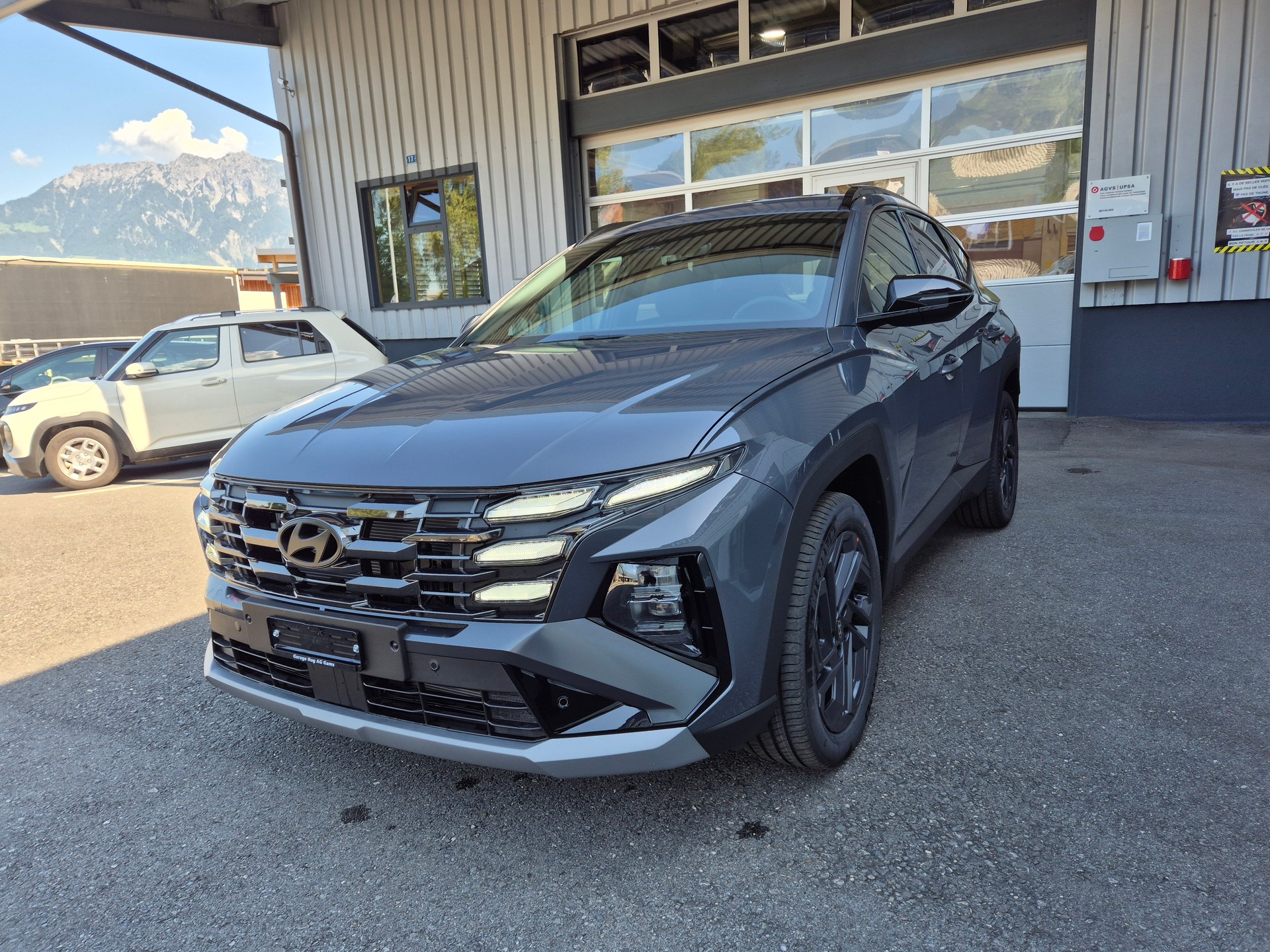 HYUNDAI Tucson 1.6 TGDI HEV Origo Black Line 4WD-image-4