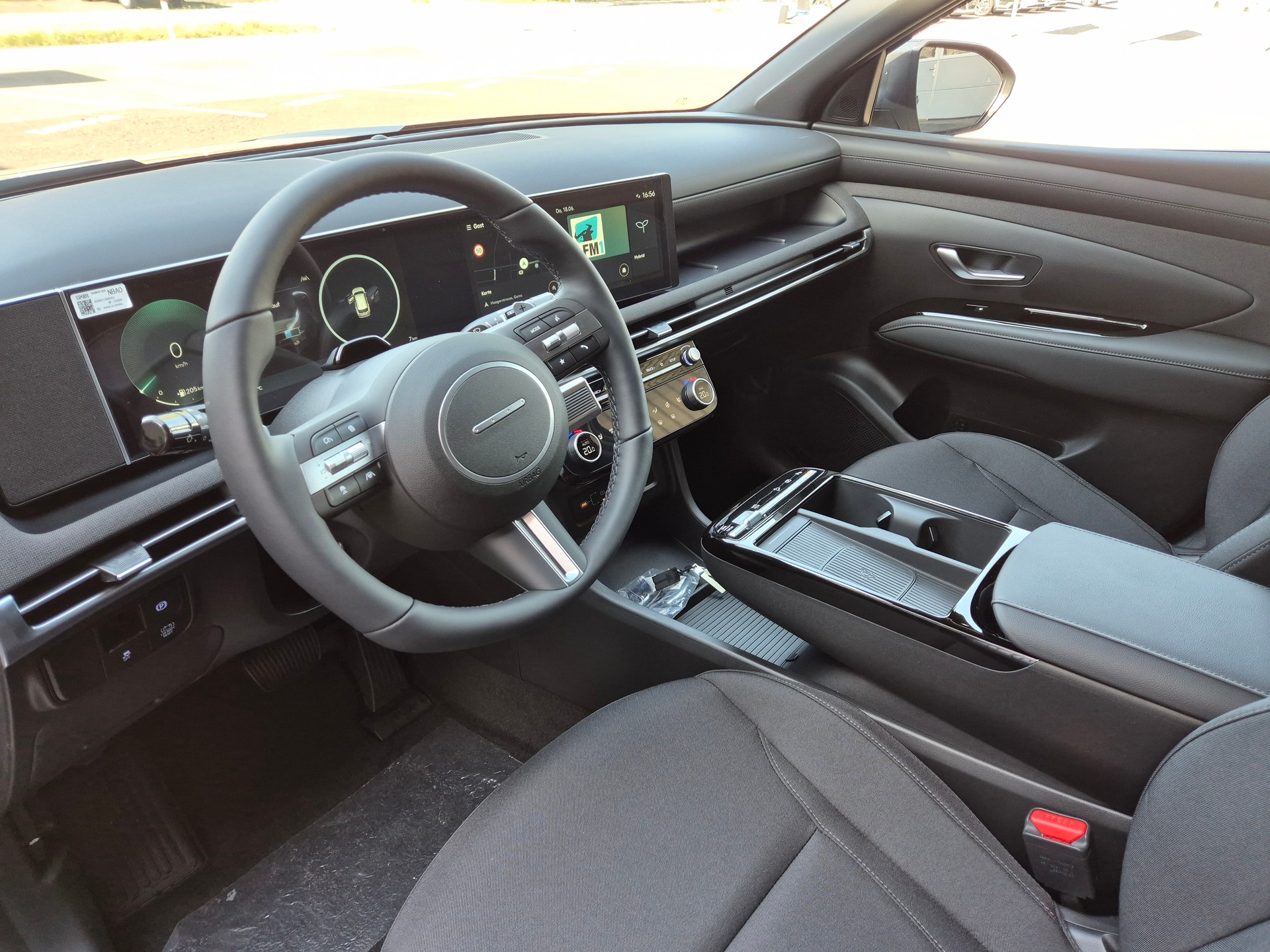 HYUNDAI Tucson 1.6 TGDI HEV Origo Black Line 4WD-image-5
