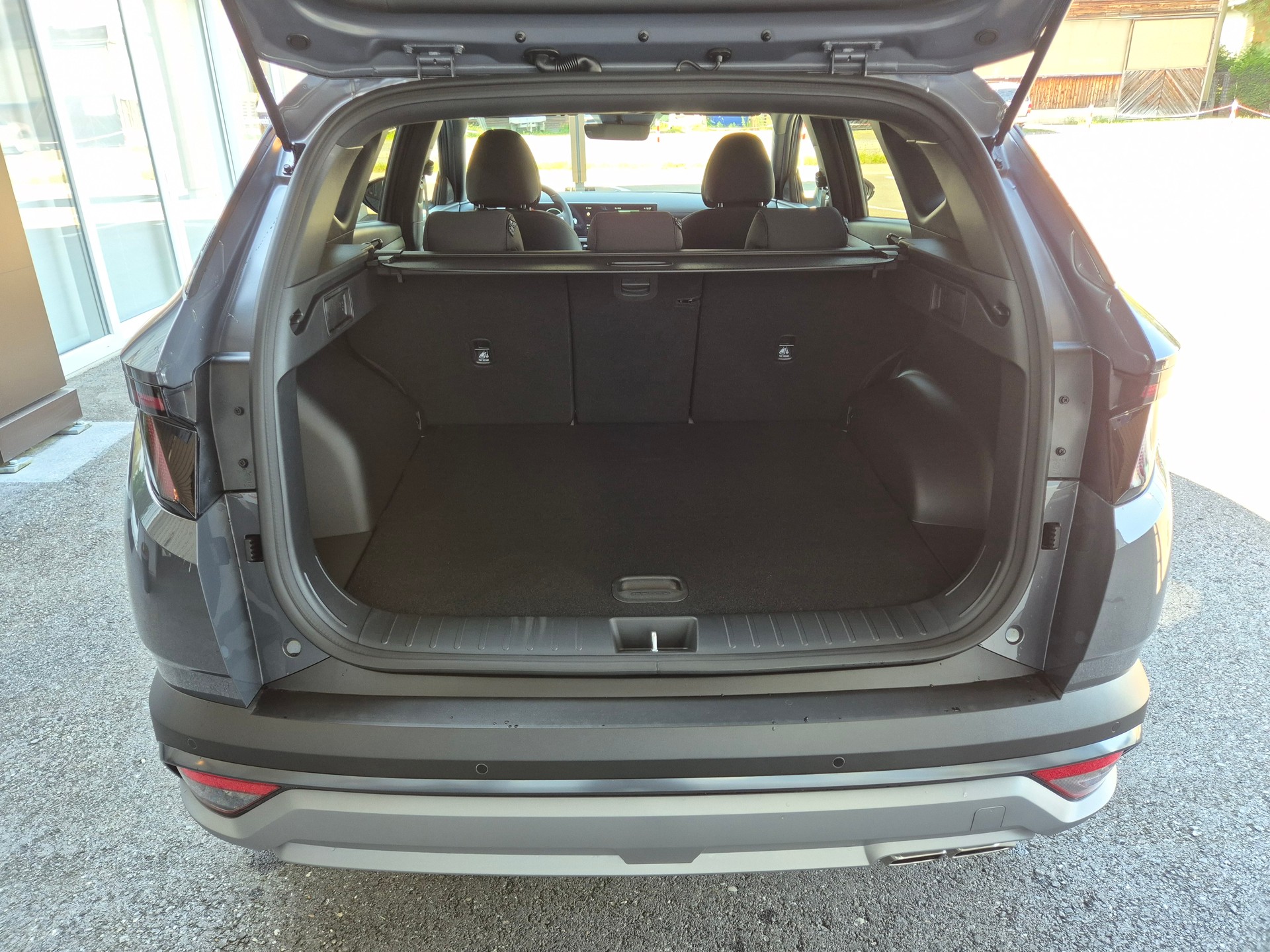HYUNDAI Tucson 1.6 TGDI HEV Origo Black Line 4WD-image-9