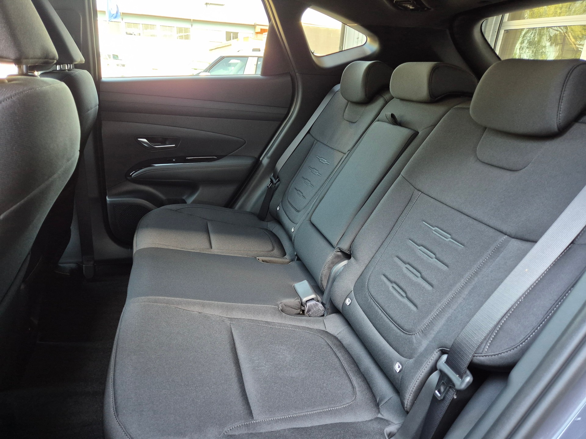 HYUNDAI Tucson 1.6 TGDI HEV Origo Black Line 4WD-image-8