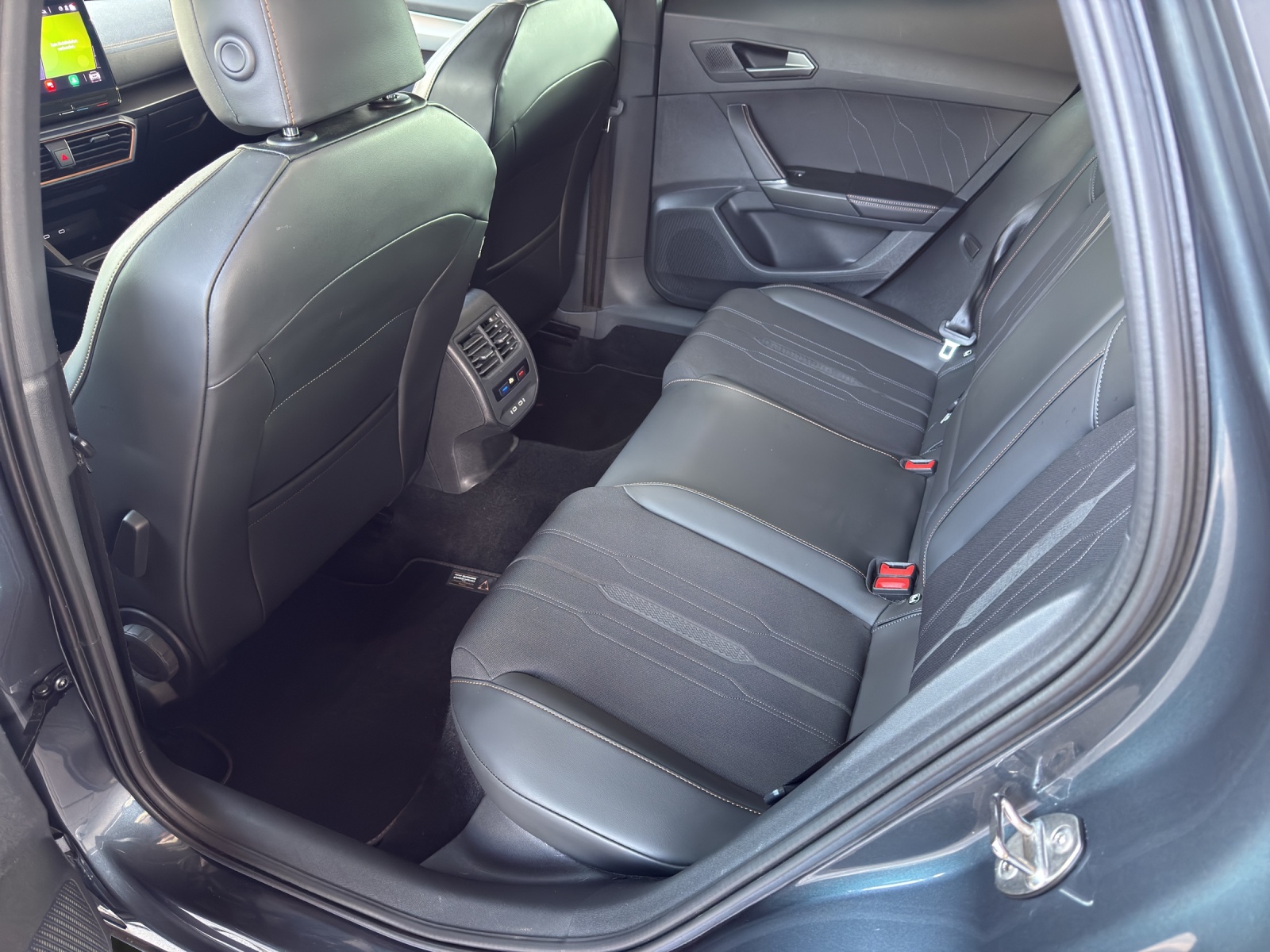 CUPRA Formentor 1.5 TSI DSG-image-11