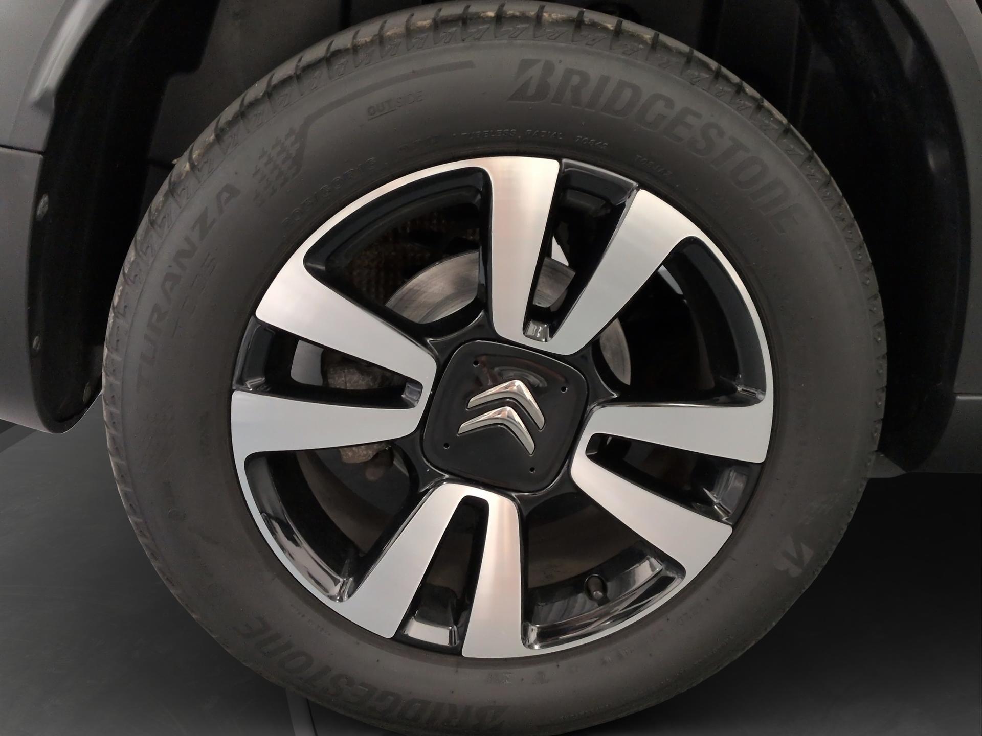 CITROEN C3 Aircross 1.5 BlueHD Shine EAT-image-25