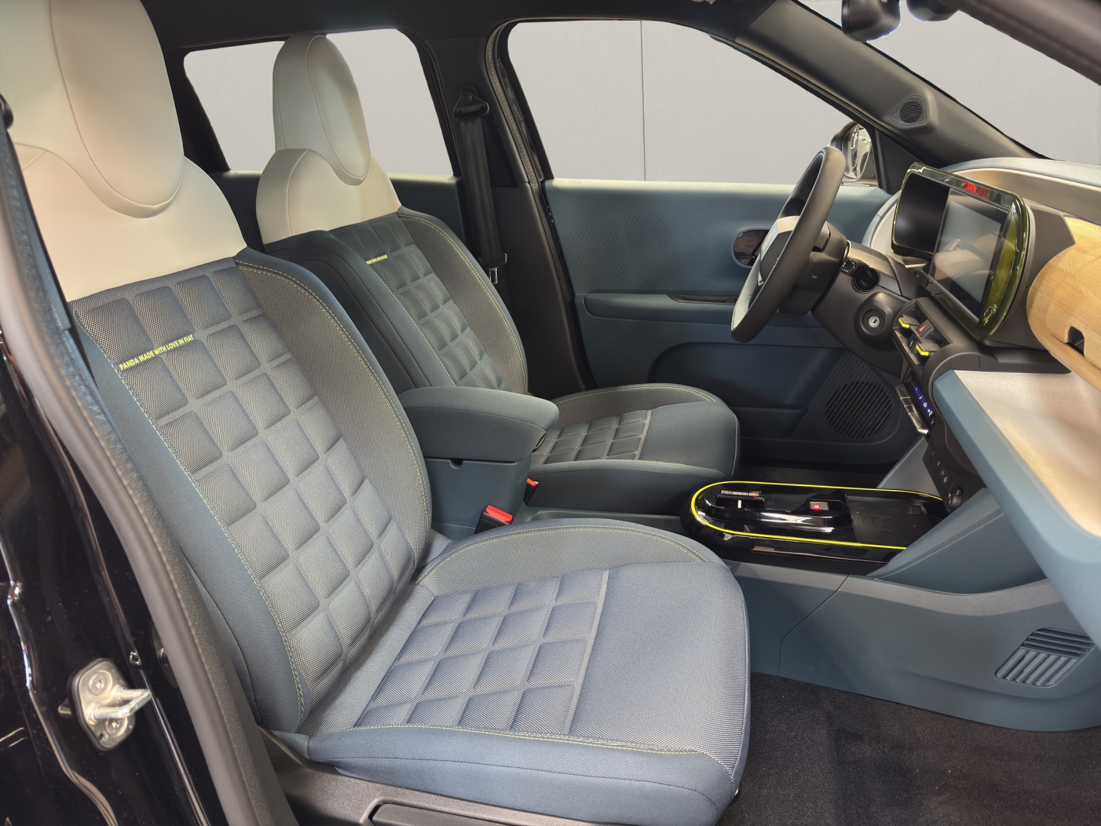 FIAT Grande Panda La Prima-image-12
