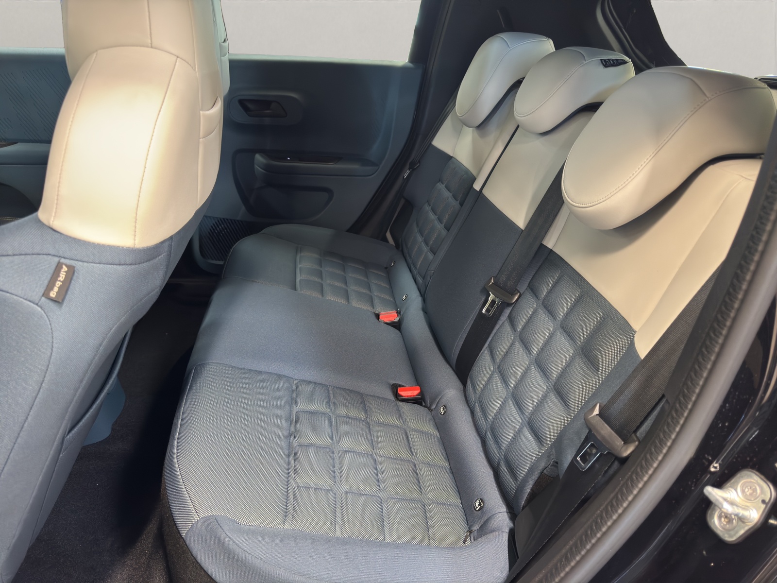 FIAT Grande Panda La Prima-image-9