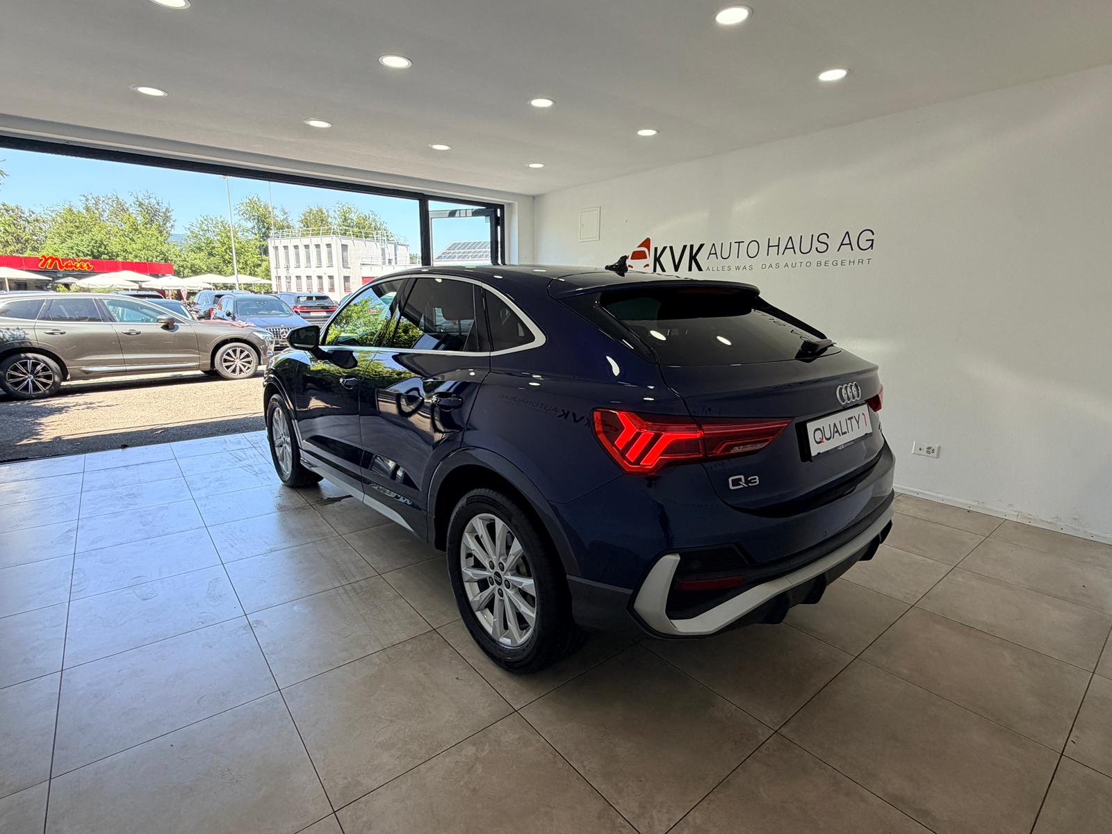 AUDI Q3 Sportback 40 TDI S line quattro S-tronic*CH-Fahrzeug*Gratis Service*1 Jahr Garantie*Ab MFK*-image-5