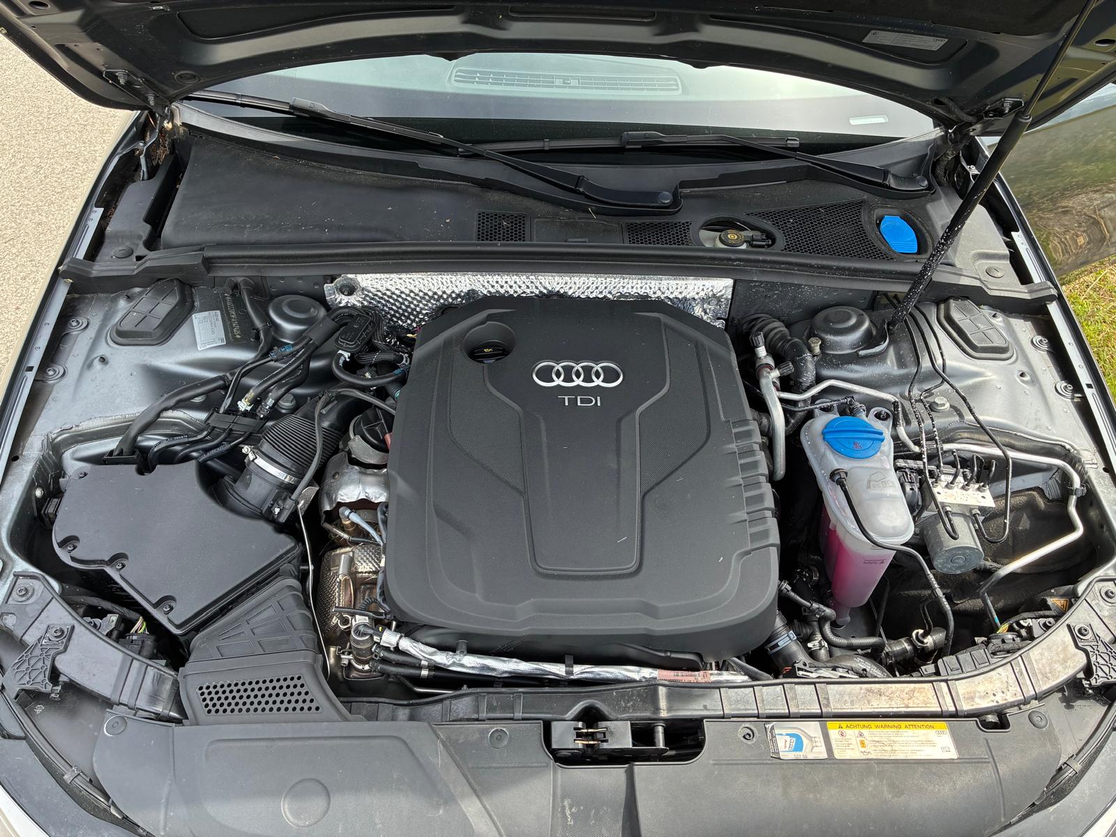 AUDI 2.0 TDI 150 quattro-image-5