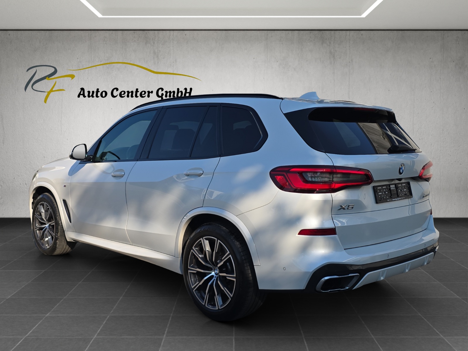 BMW X5 xDrive 30d M- Paket-image-4